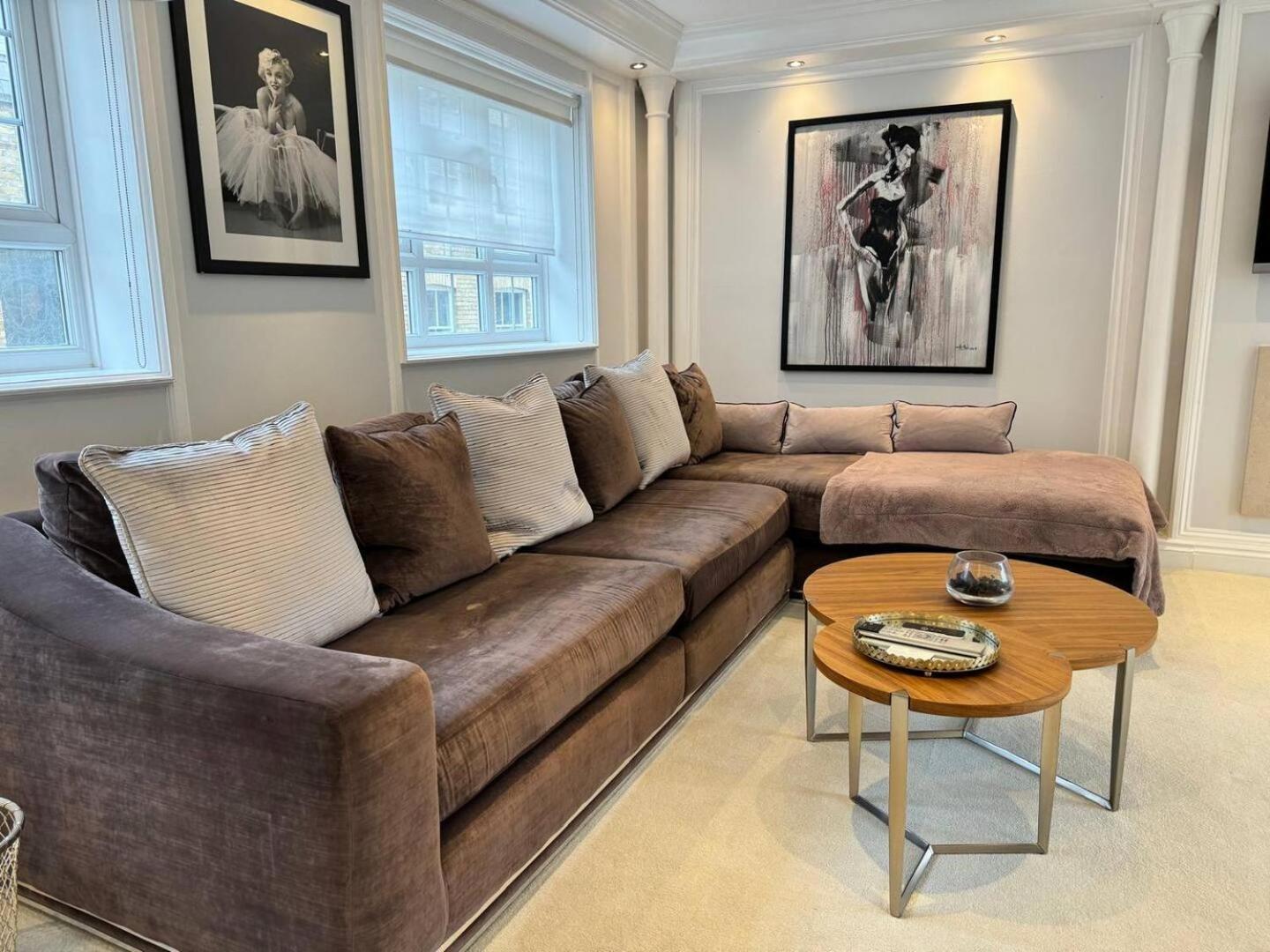 4million Pound Large Mayfair House 1600 Sq Ft Sleeps 6 Apartment