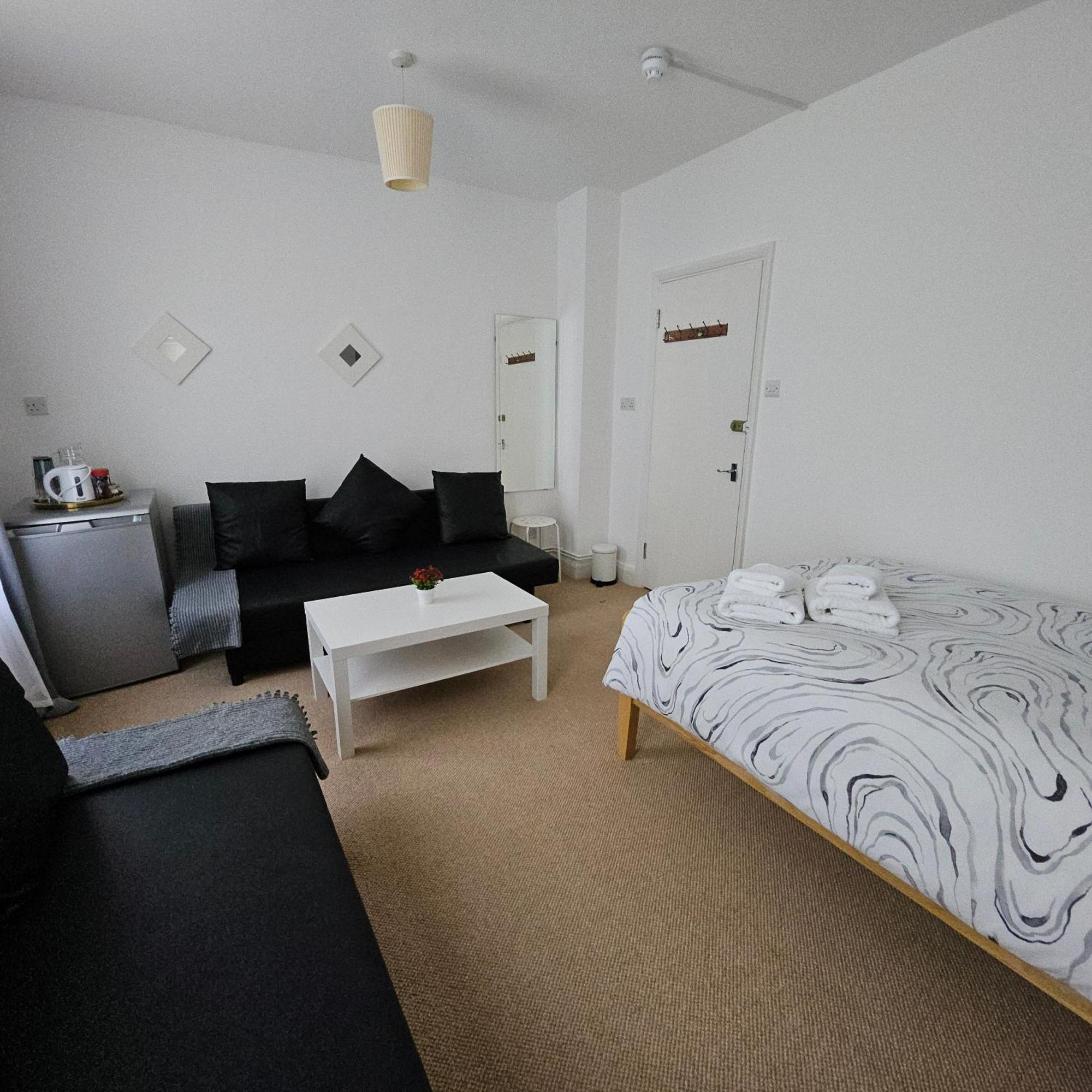 Guest house Comfy In London