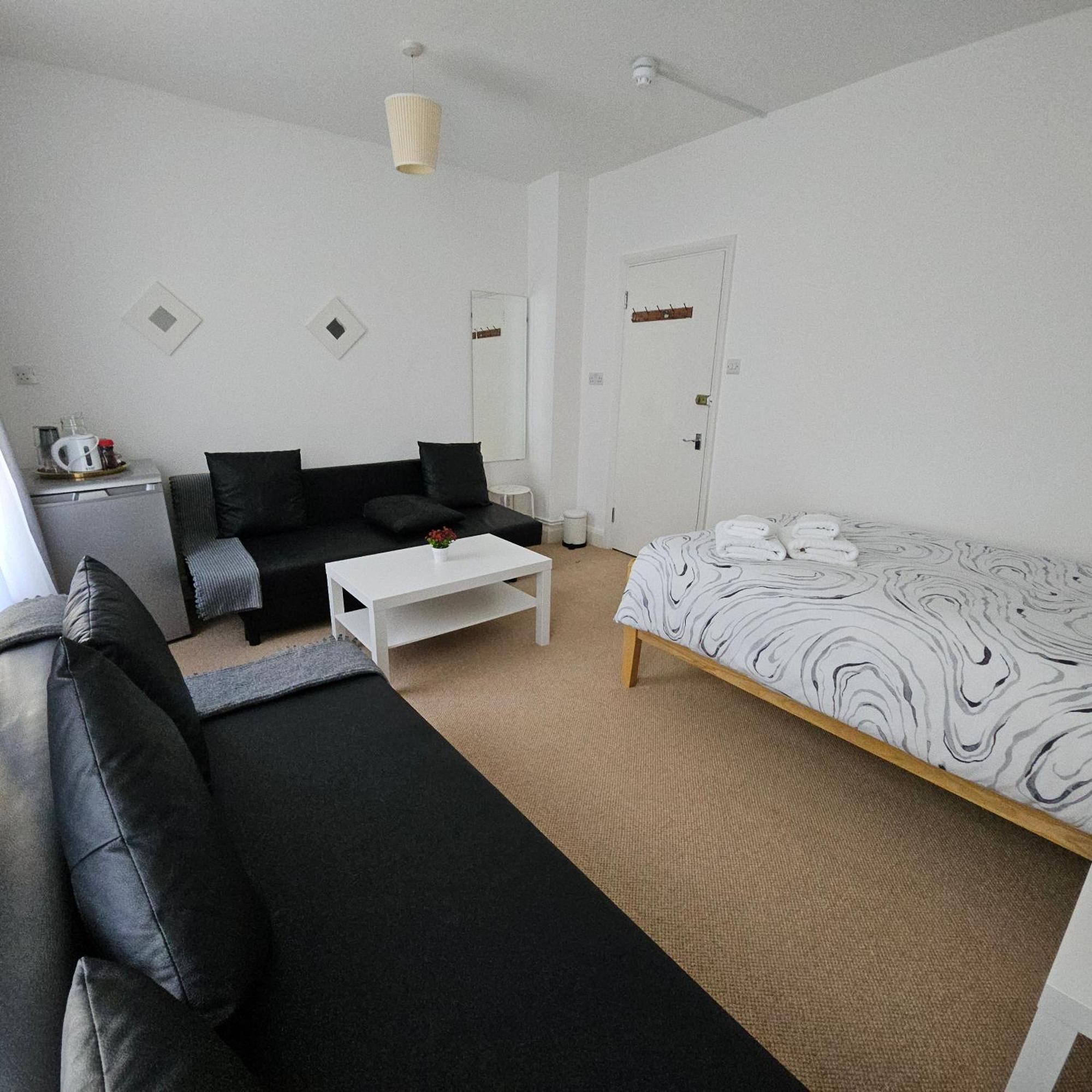 Comfy In Guest house London