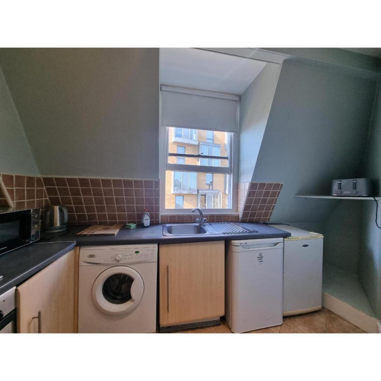 A7-top Flr 1 Bed Flat Near Elephant And Castle Apartment