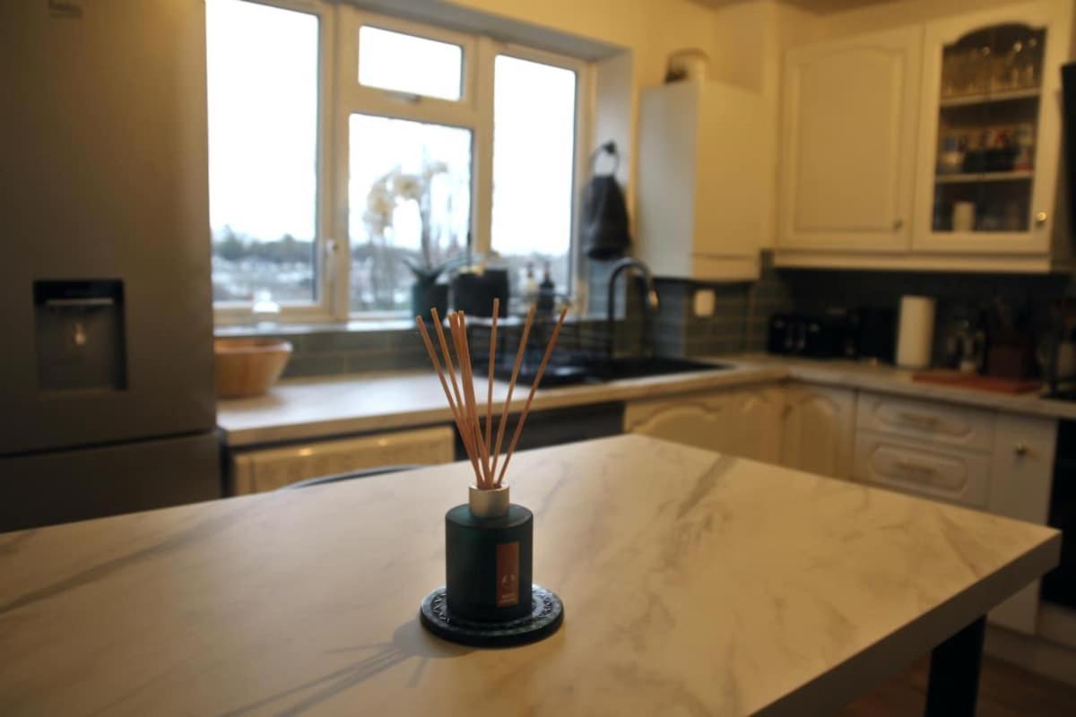 Contractor-friendly 3-bed