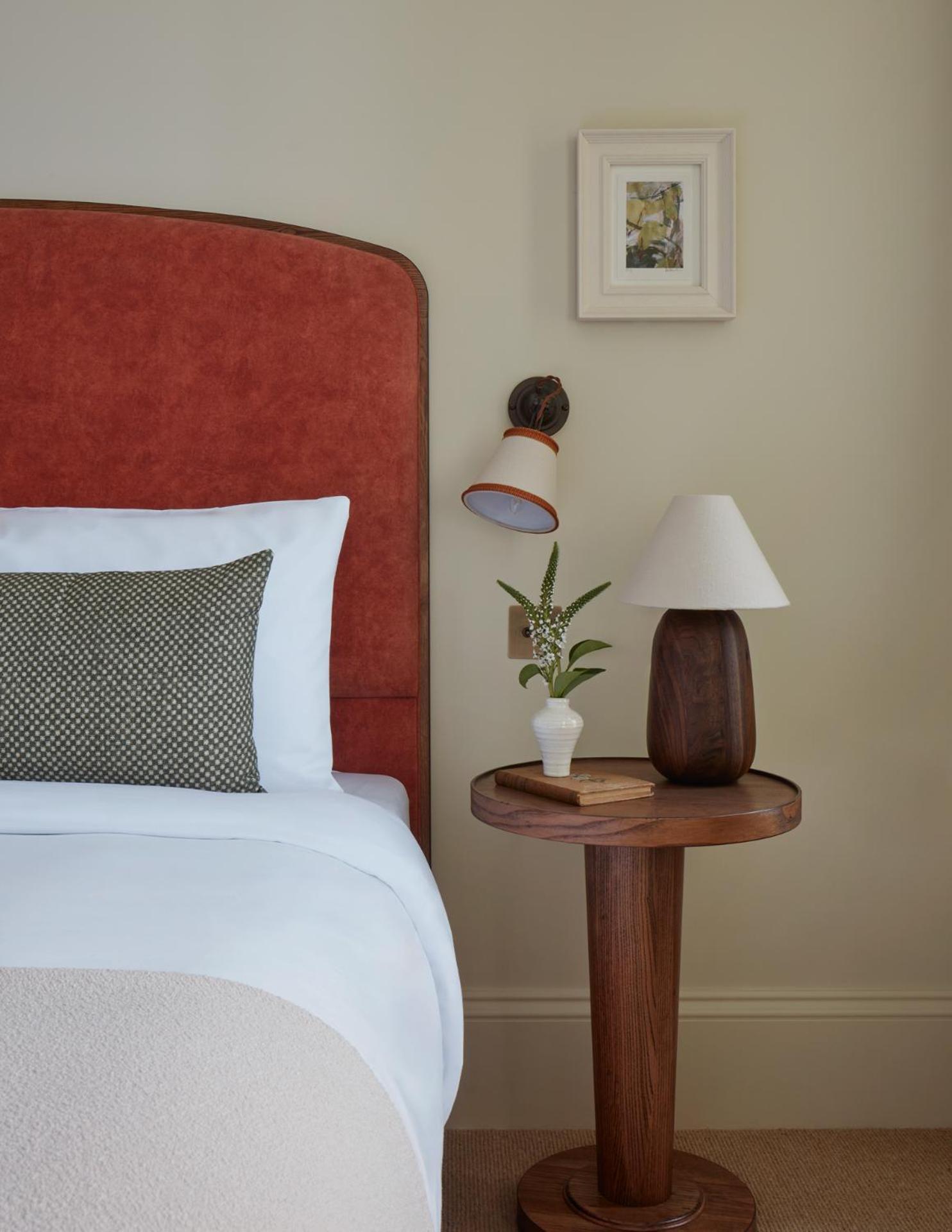 Miiro Templeton Garden Hotel 4*