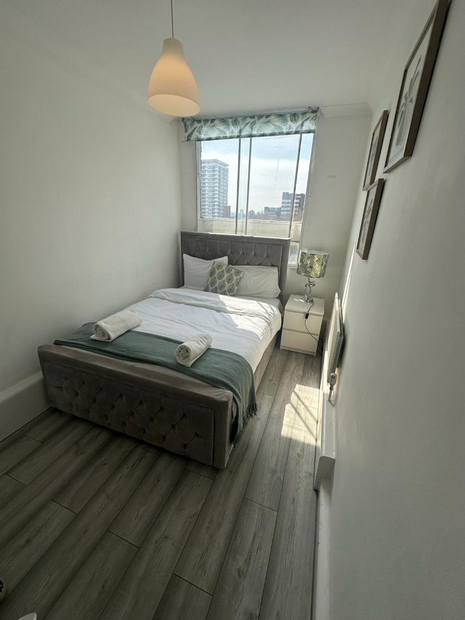4 Bedroom Stylish Apartment *