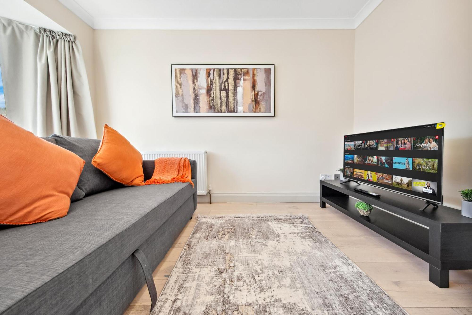 Stylish 4 Bed 2 Bath Nw * London