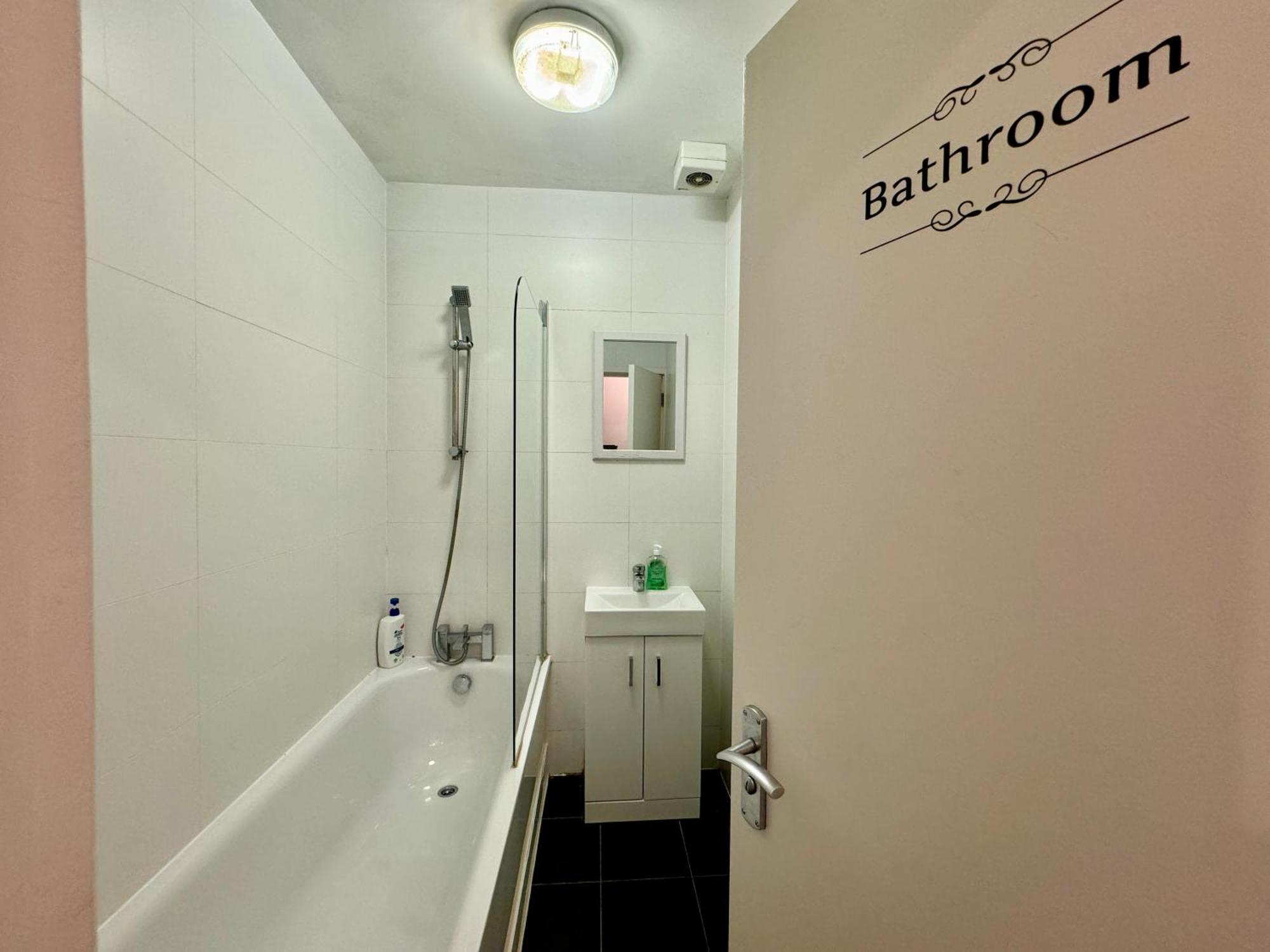 Homestay Euston Station Private 106 1 London