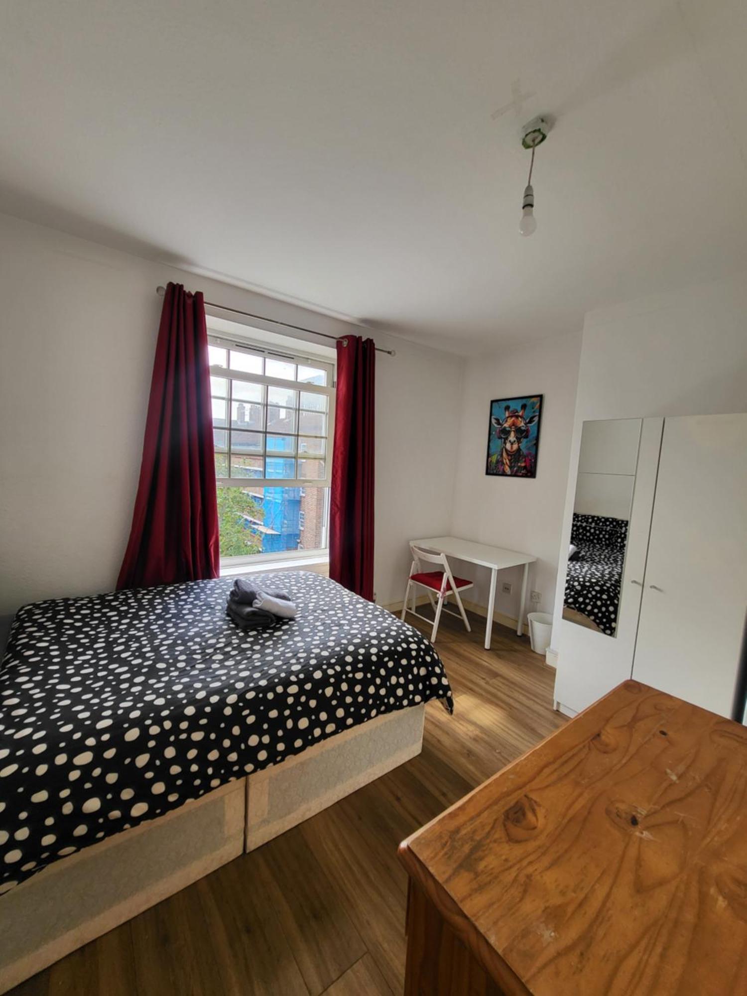 Marvellous For 8 People In Battersea - Zone 1, 3 Min Walking From The Main Station