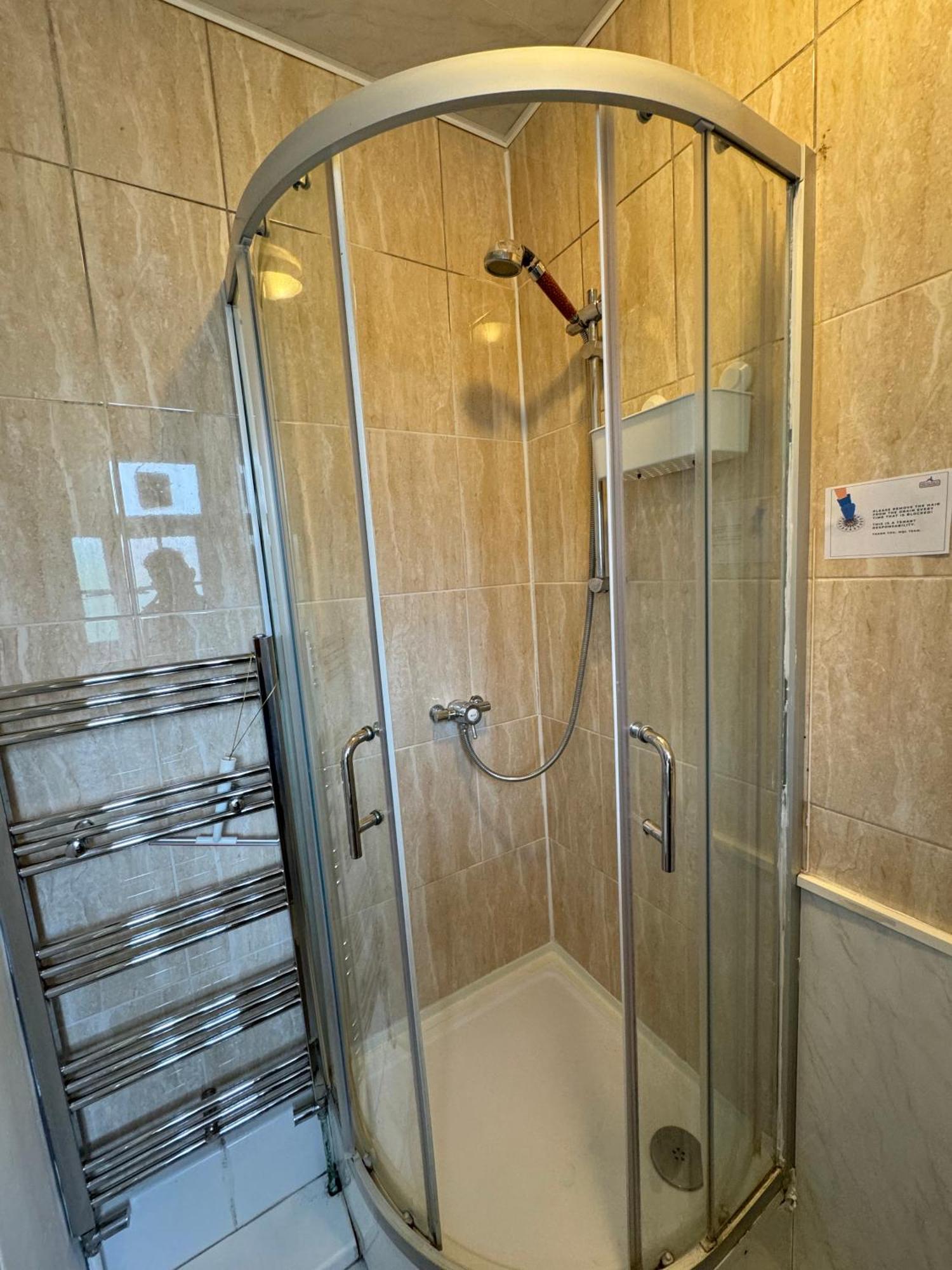 Marvellous For 8 People In Battersea - Zone 1, 3 Min Walking From The Main Station Apartment