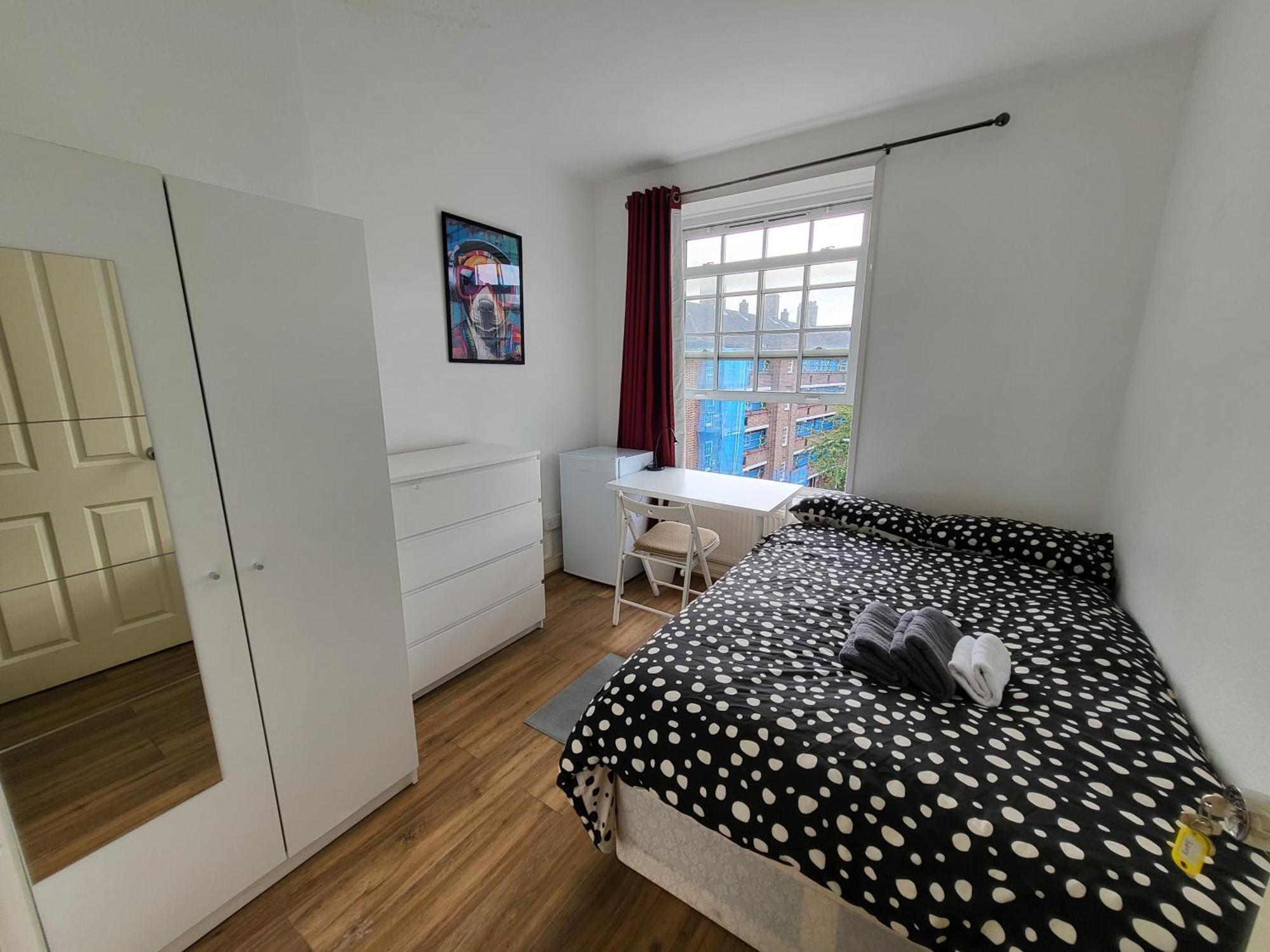 Marvellous For 8 People In Battersea - Zone 1, 3 Min Walking From The Main Station Apartment London