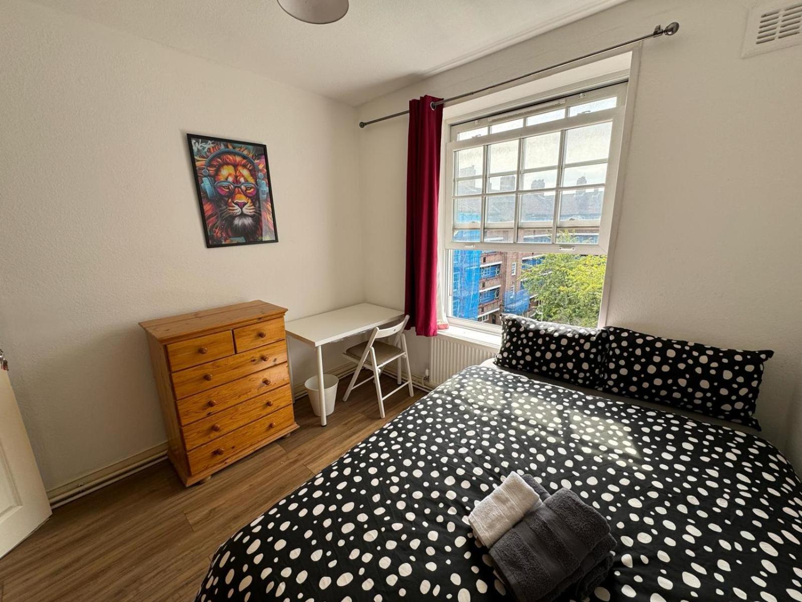 Marvellous For 8 People In Battersea - Zone 1, 3 Min Walking From The Main Station Apartment London
