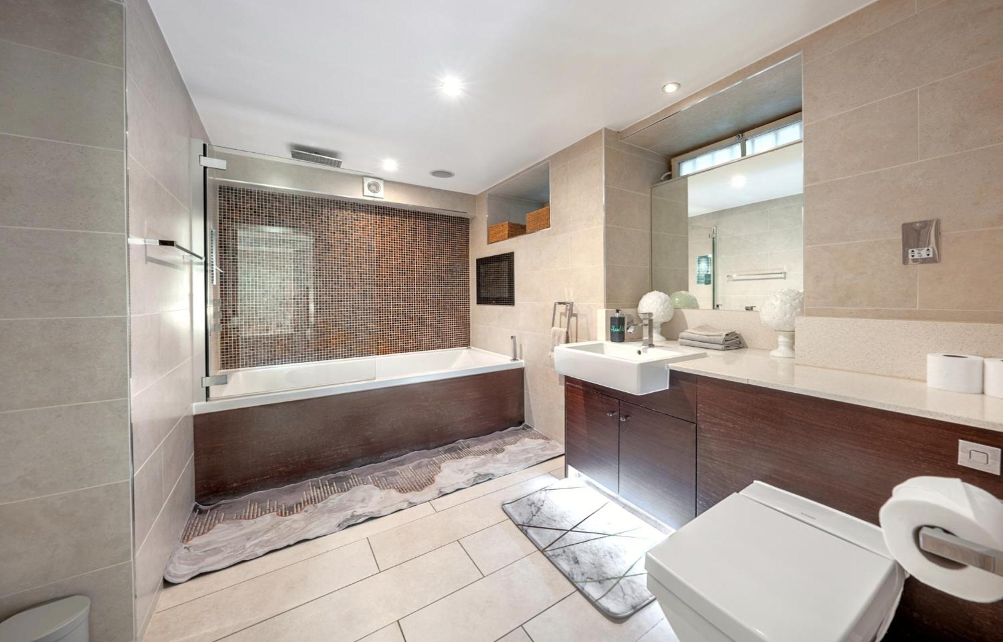 Holiday home Ultra Massive House In Hyde Park London