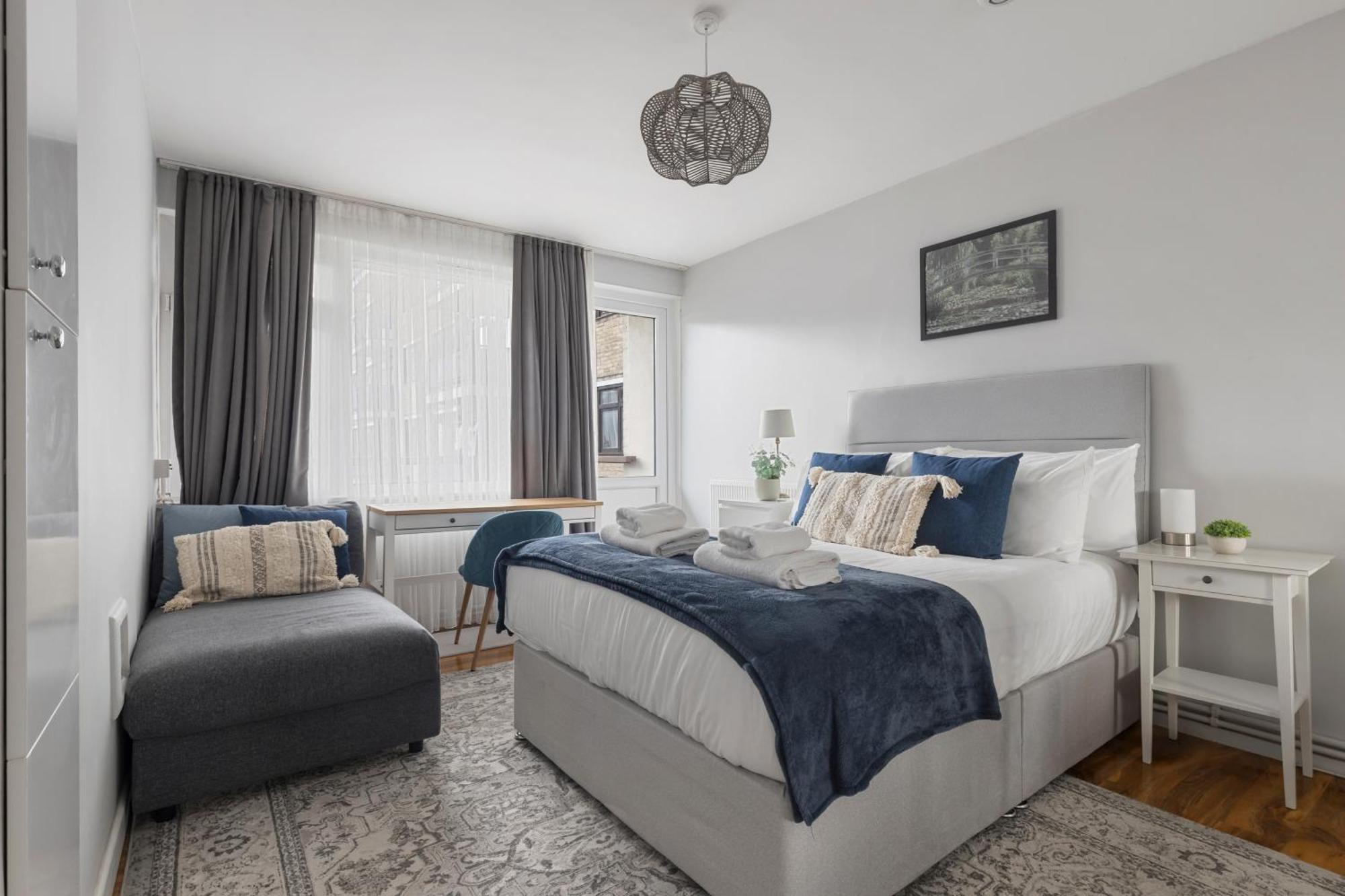 Apartment Monthly For 3-bedroom Only 5 Minutes To Hoxton Station London