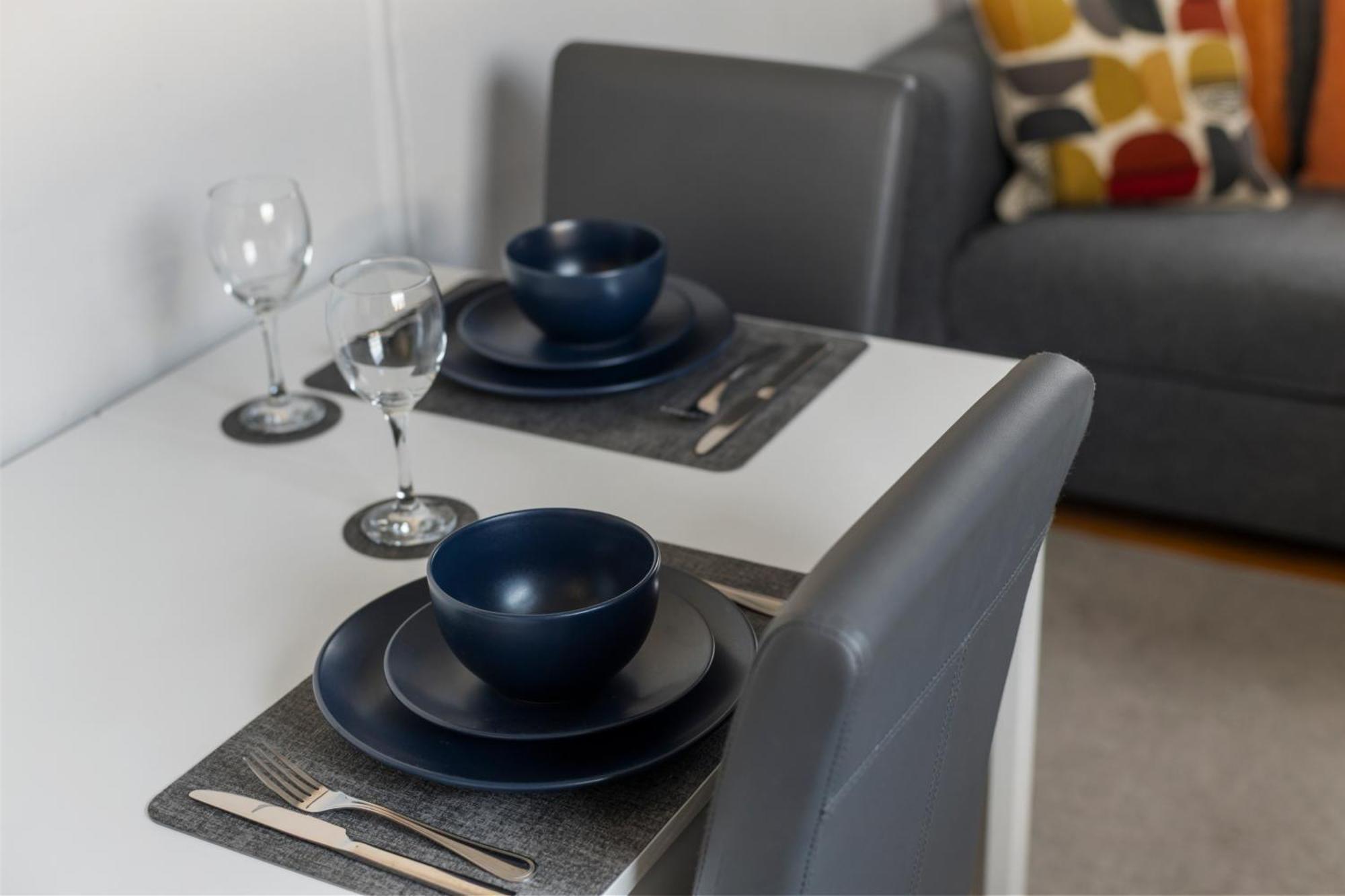 Monthly For 3-bedroom Only 5 Minutes To Hoxton Station *