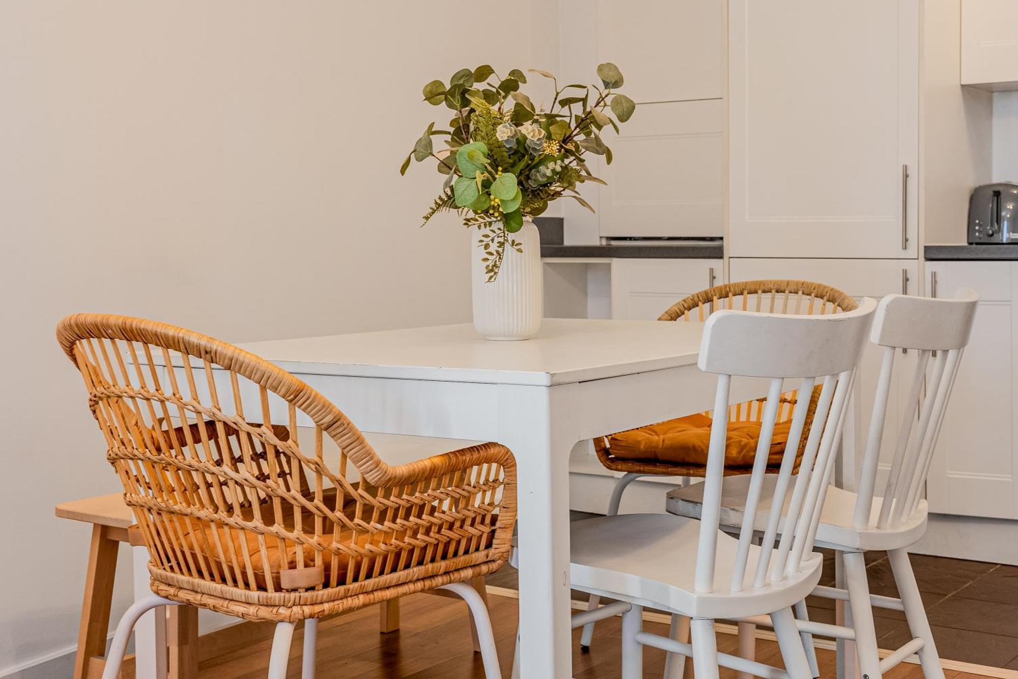 Greenwhich - Charming 2 Bed Flat *