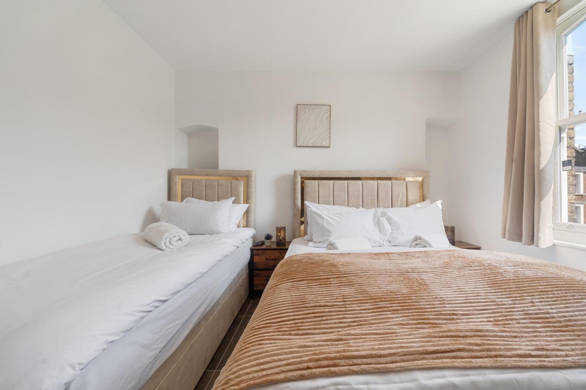 Apartment Chic & Cosy In The Heart Of Soho Walk To Everything 3gs London