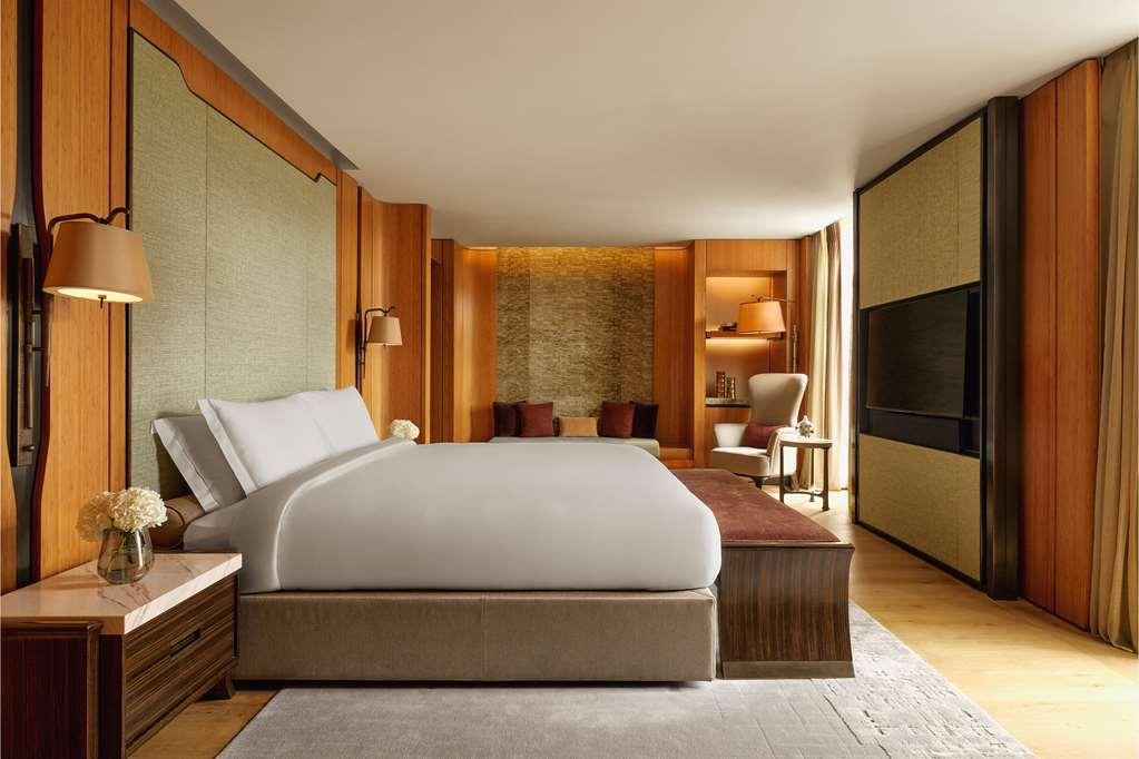The Berkeley, Maybourne Collection Hotel London