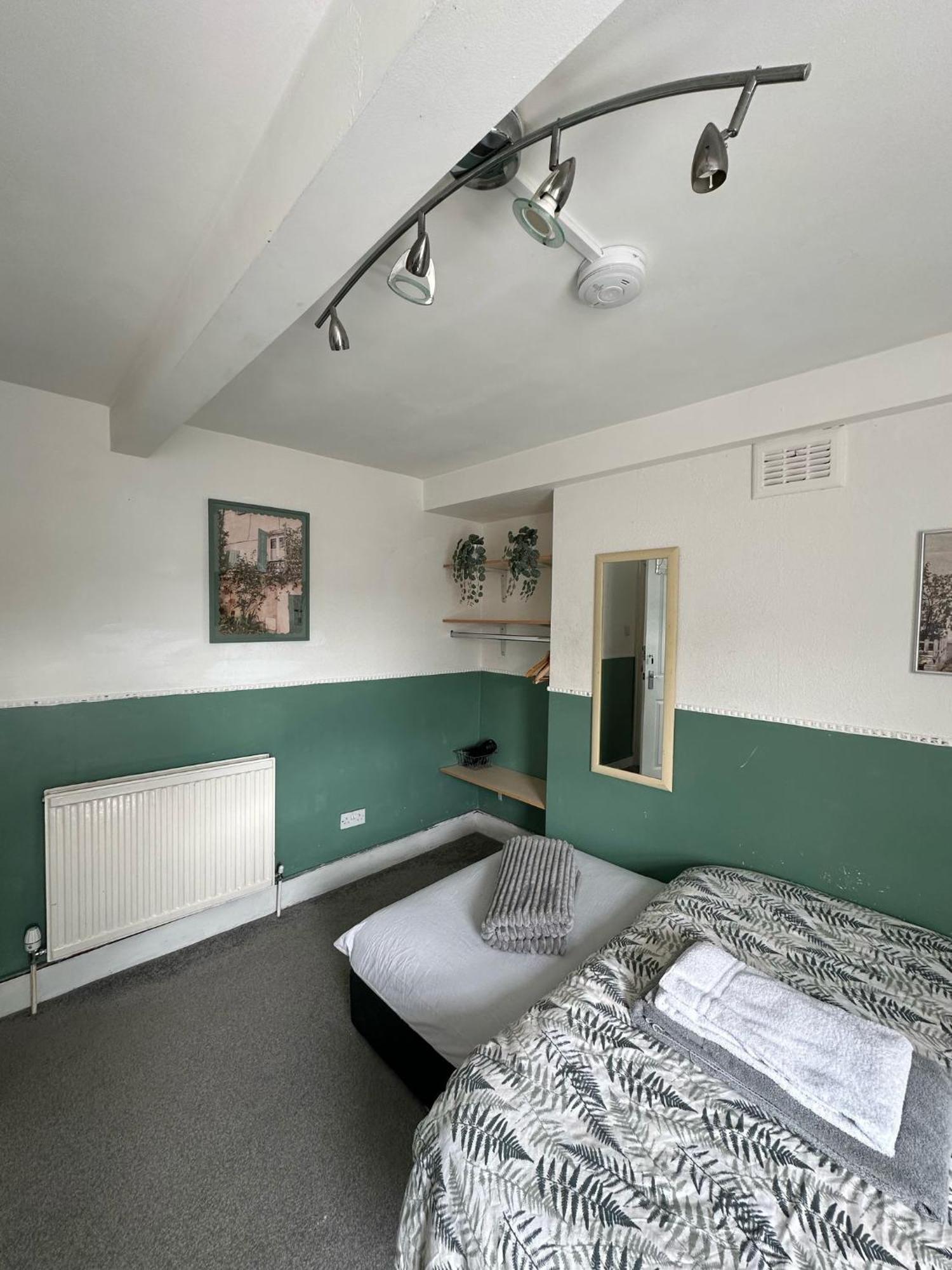 Keysan House 5 London