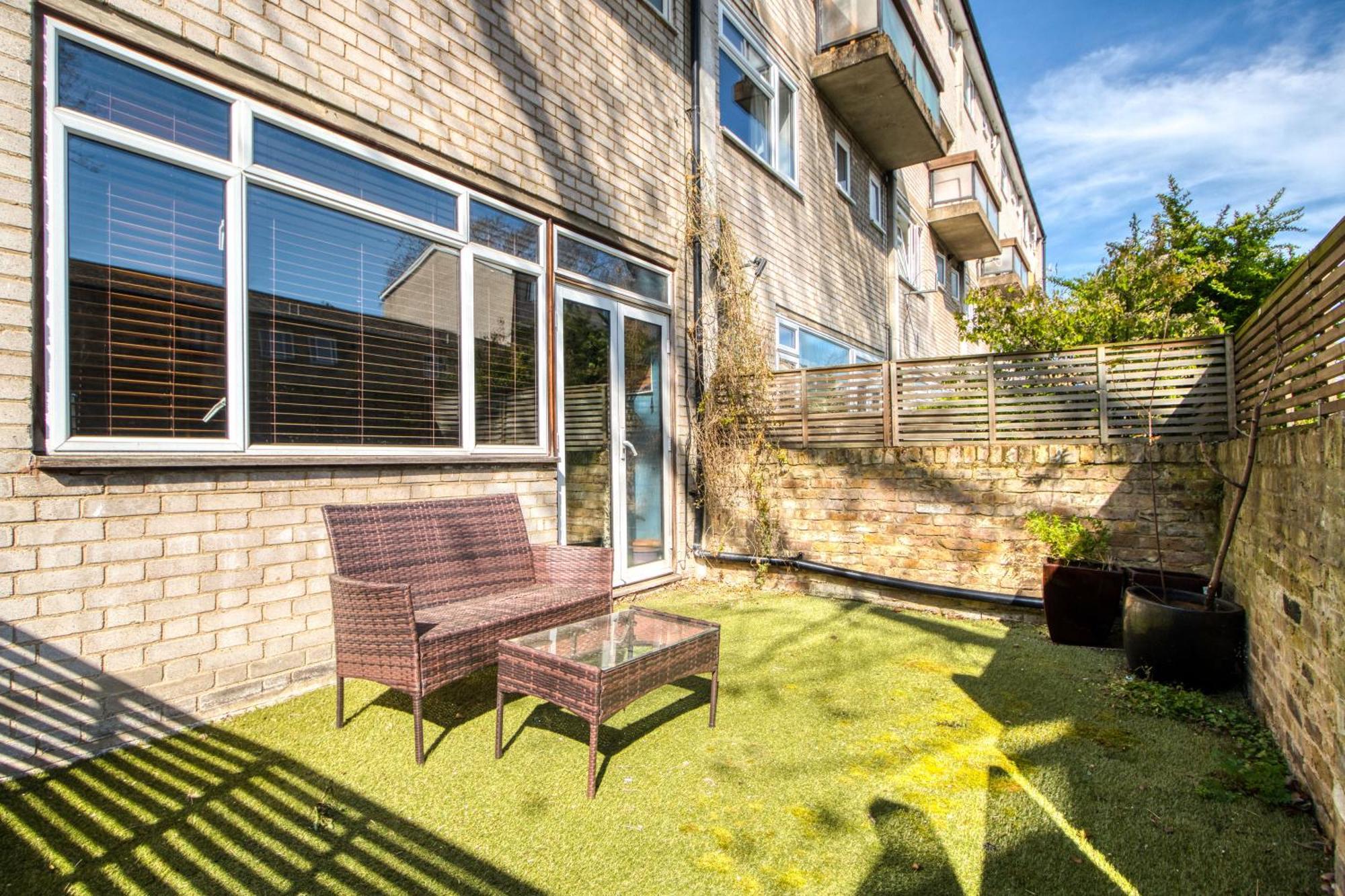 Apartment Lovely 3-bed Clapham Common London
