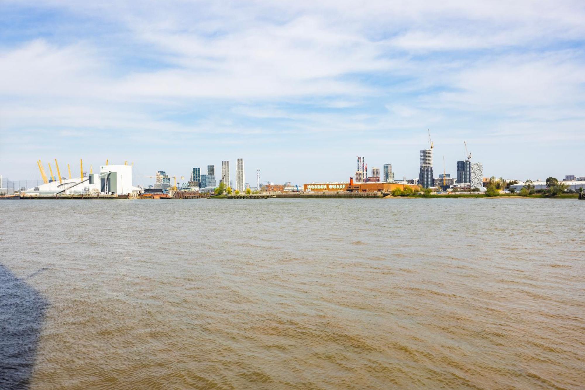 Ferienhaus Stylish 2 Bedroom With Garden Free Parking Smart Tvs Close To Thames Riverside And Canary Wharf London