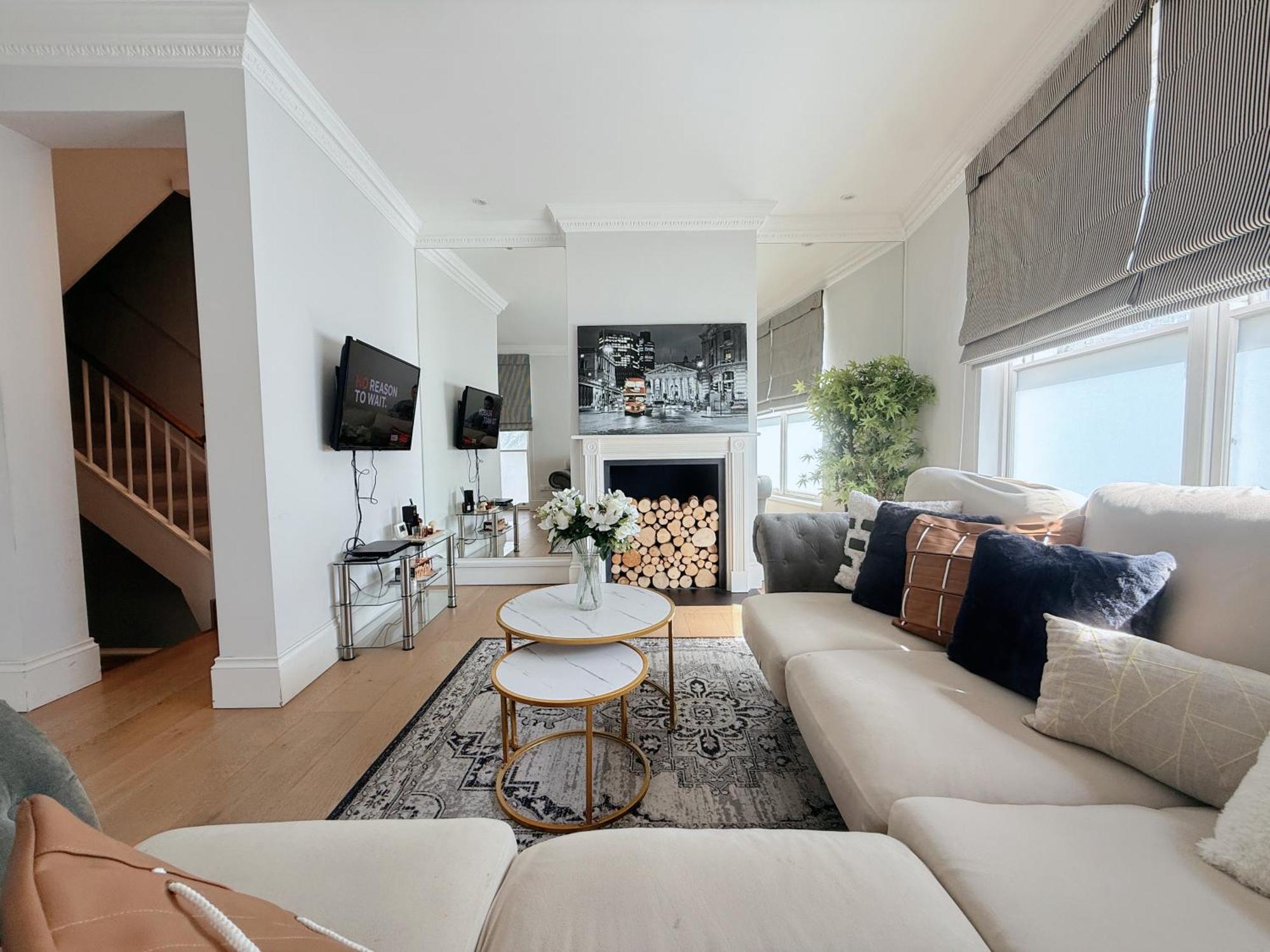 Spacious And Cosy 3brs 5f House In Heart Of Pousada *