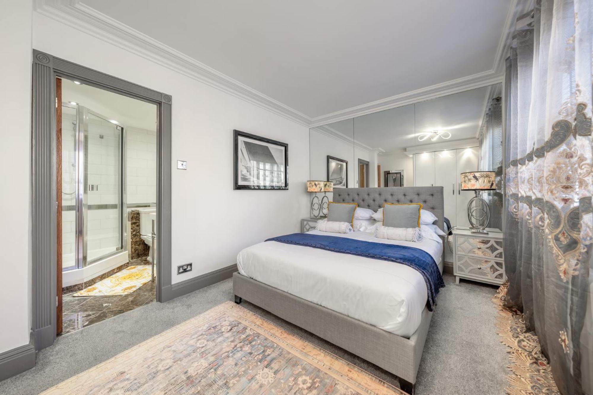 Apartment Posh With Terrace Over Harrods *