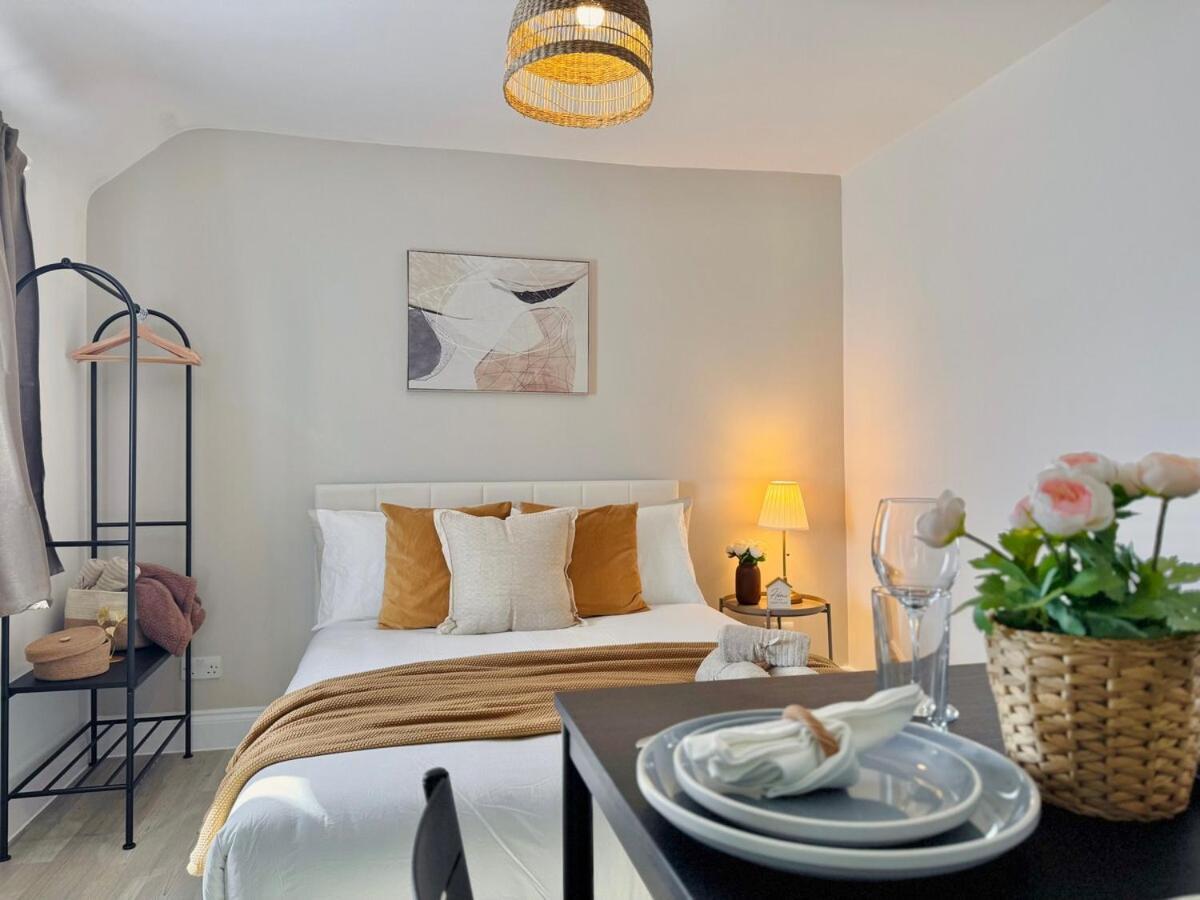 Apartment Homely 30min To *