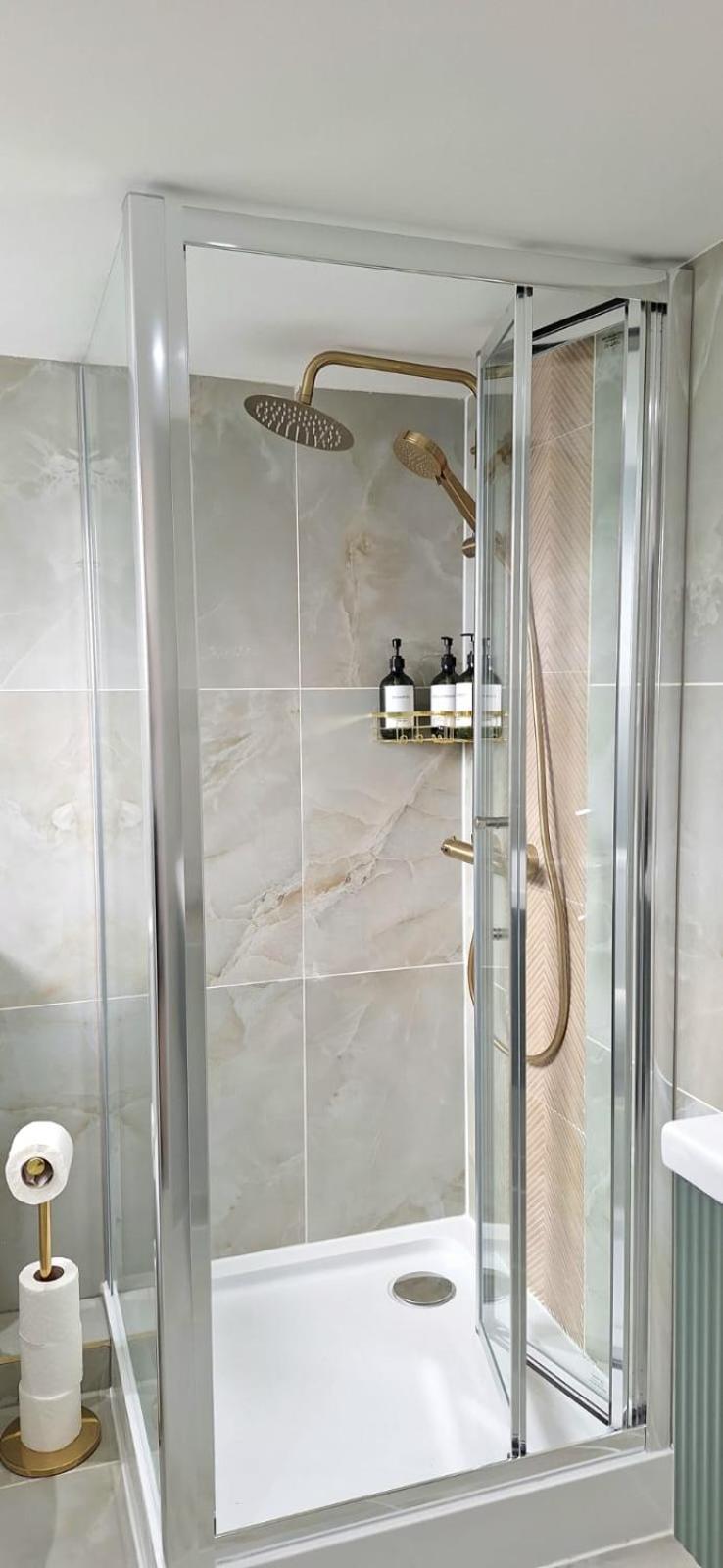 Apartment Stylish Gem Next Transport Easy Access Ctr London