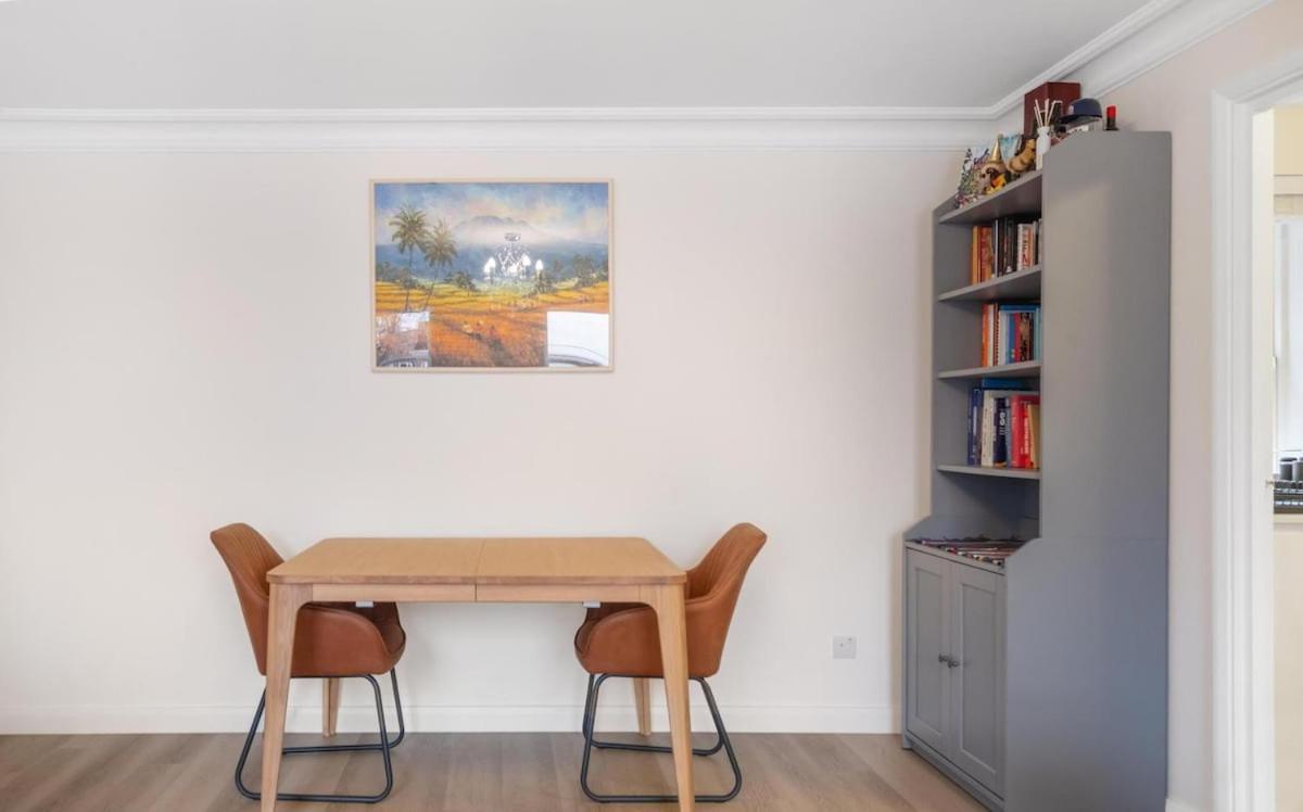 Apartment W2 Stylish And *