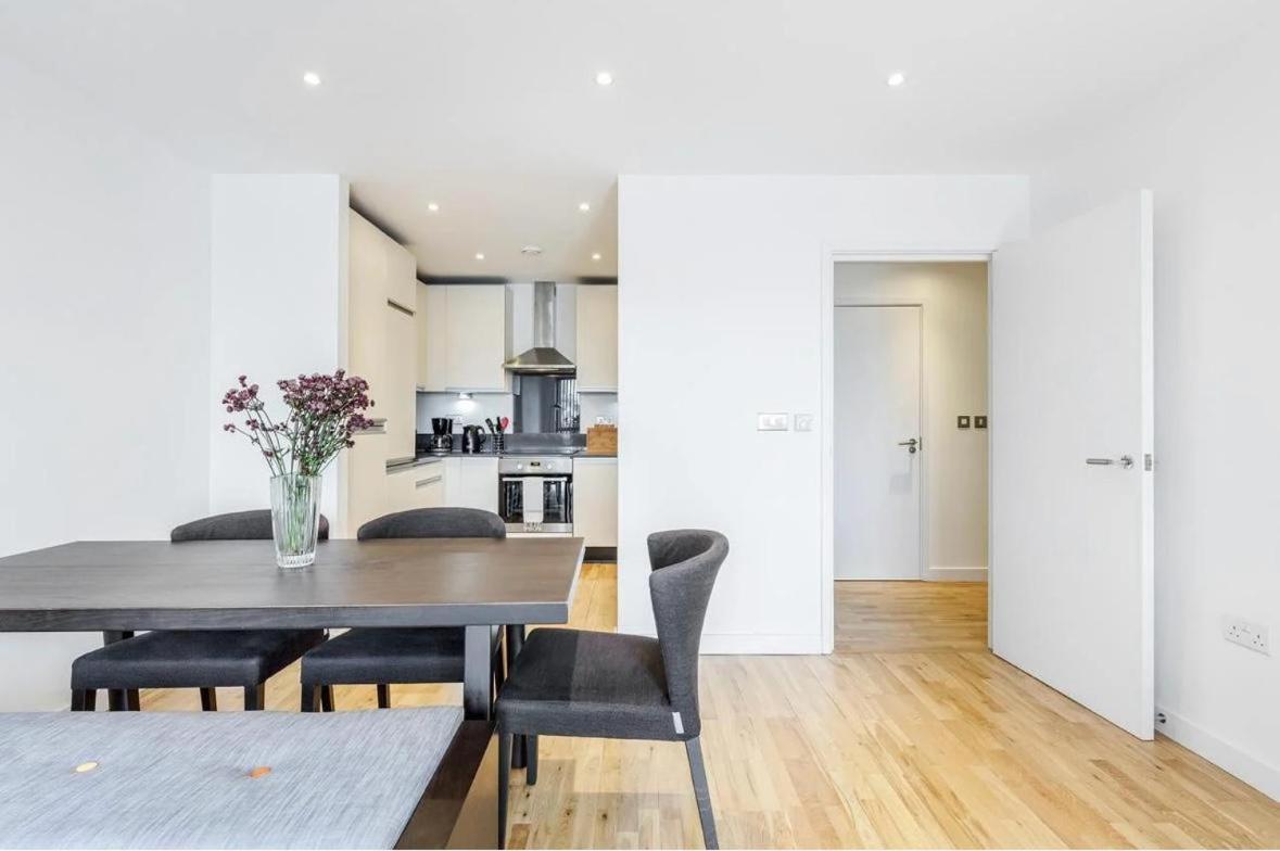 Apartment Of 2br Penthouse With Stunning Terrace Views