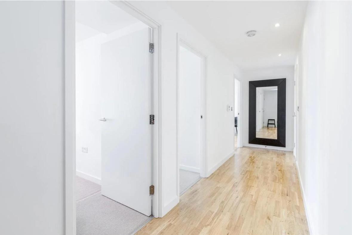 Of 2br Penthouse With Stunning Terrace Views *