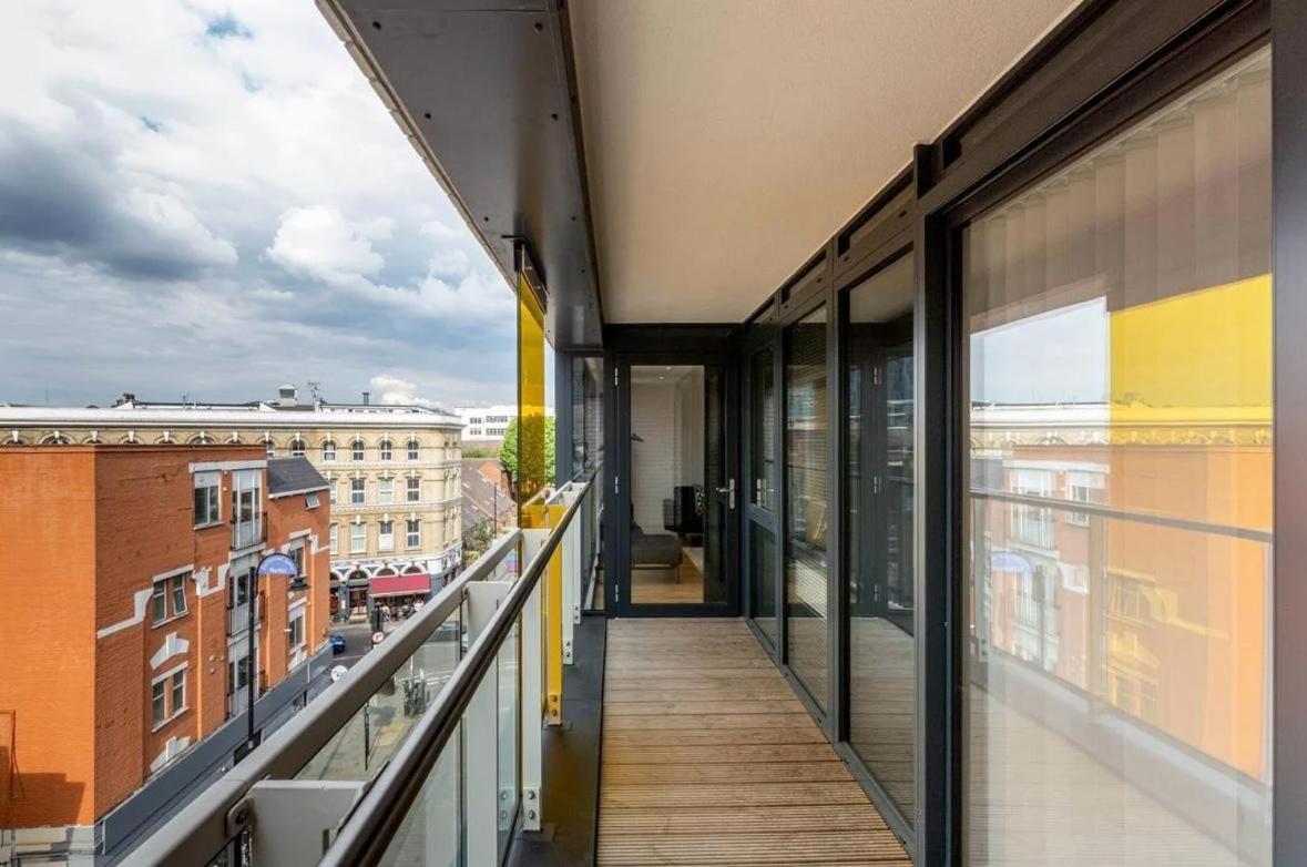 Apartment Of 2br Penthouse With Stunning Terrace Views