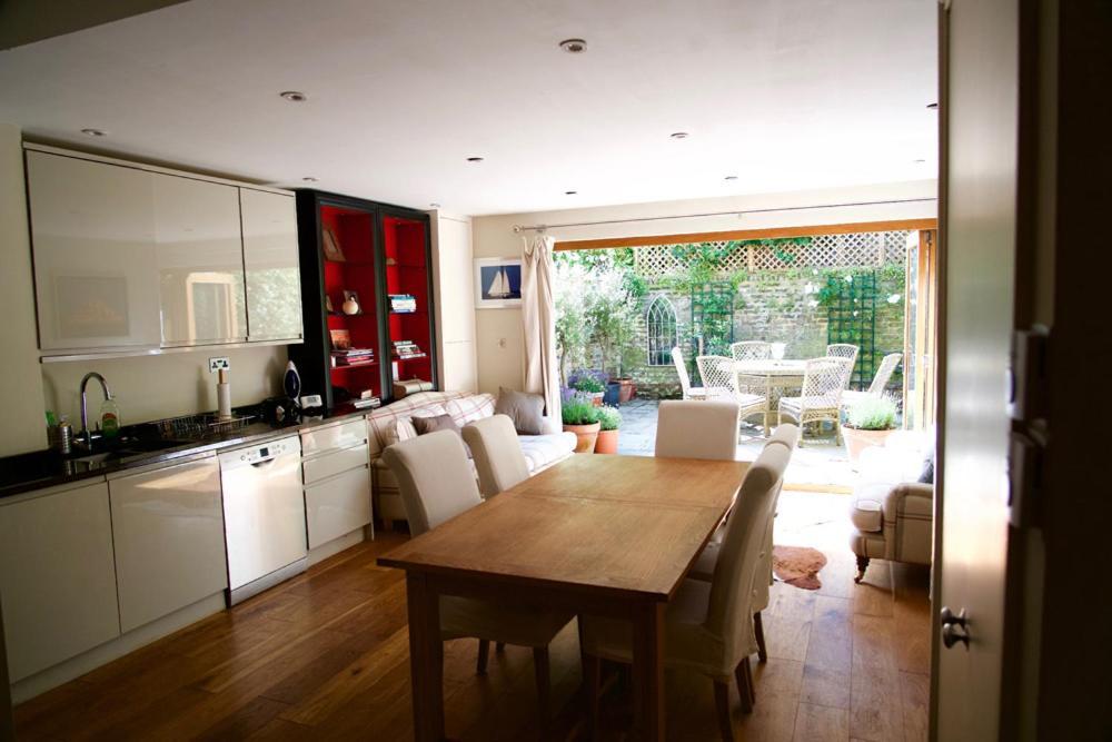 Spacious Flat With South Facing Garden Apartamento *
