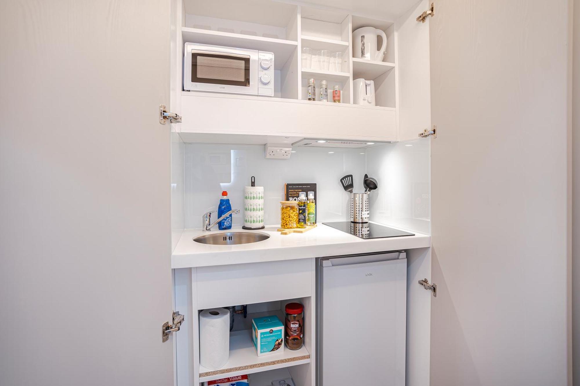 Modern Nw2 Self Check-in Pet Friendly *