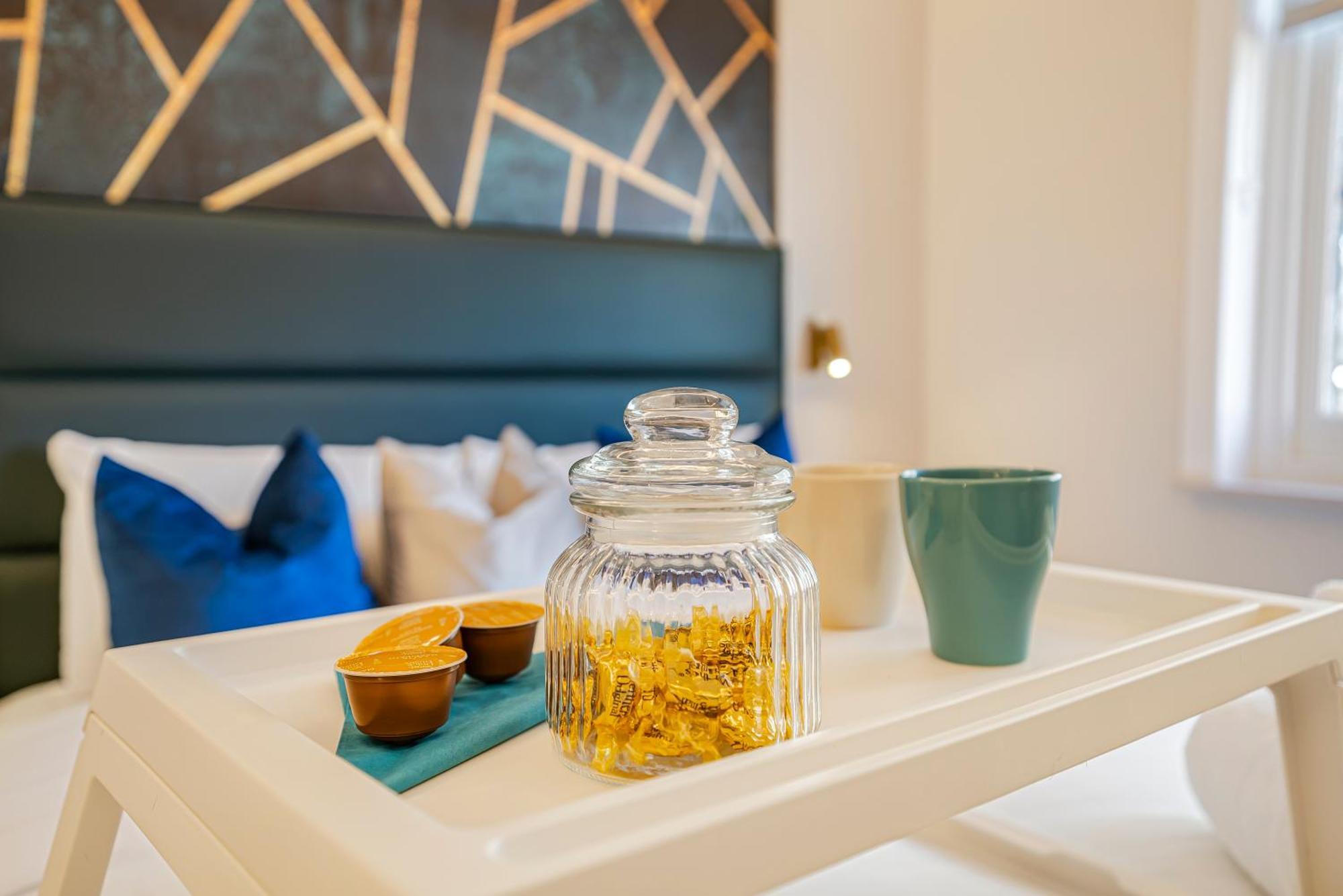 Apartment Modern Nw2 Self Check-in Pet Friendly London