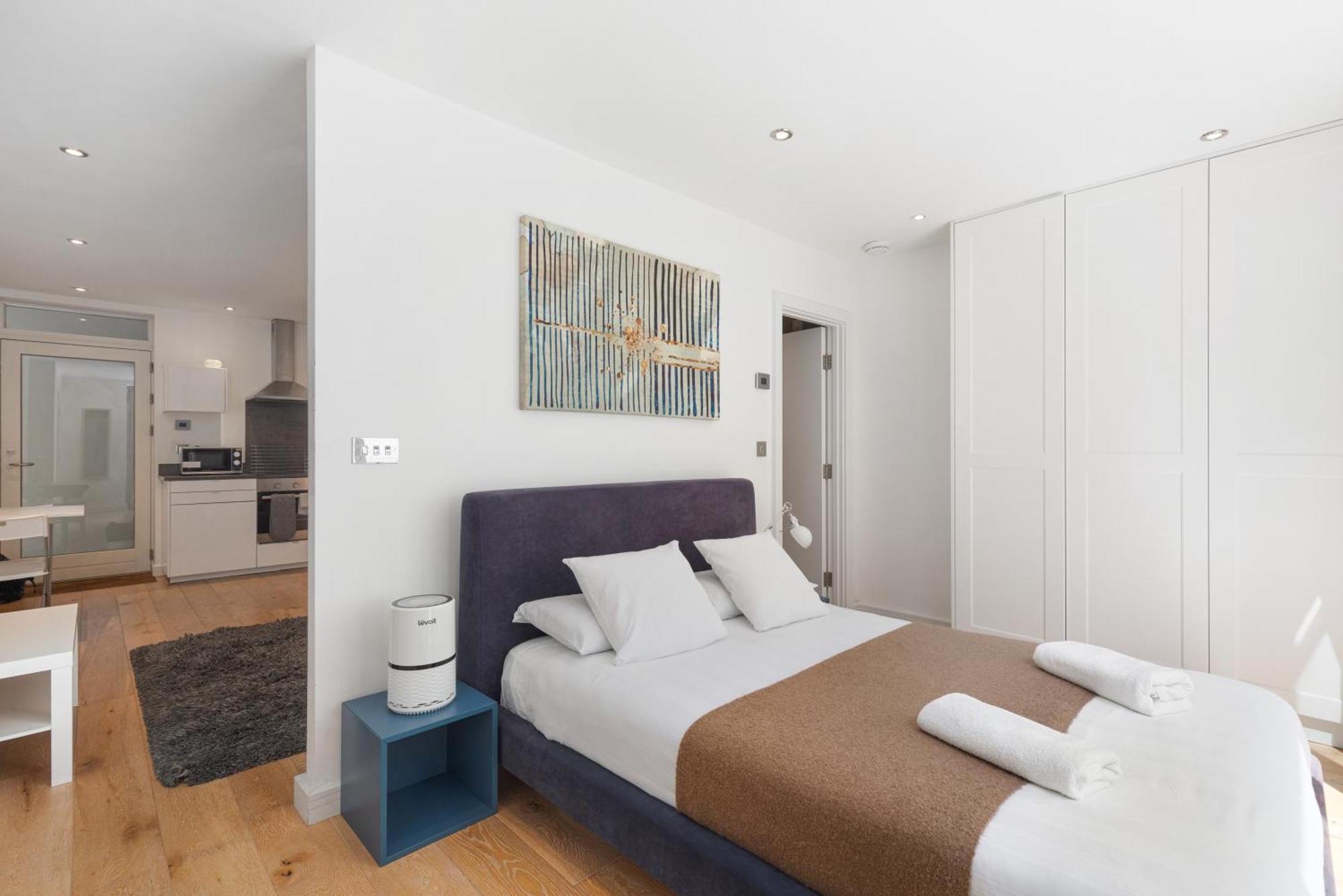 Hansford Apartment