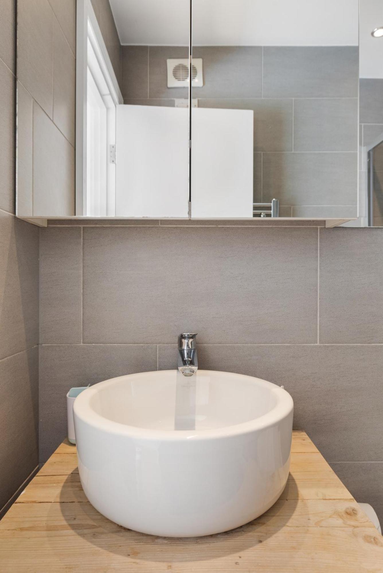 Hansford Apartment London