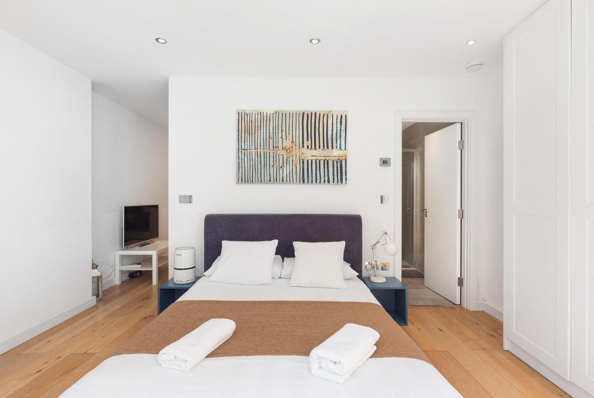 Hansford Apartment