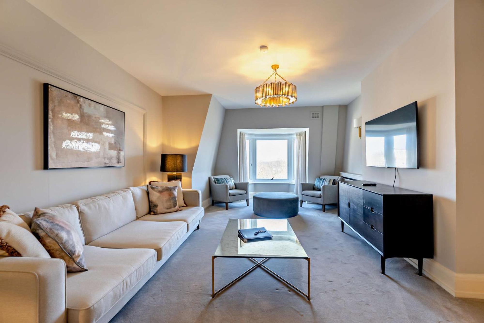 Apartment Strathmore Court London