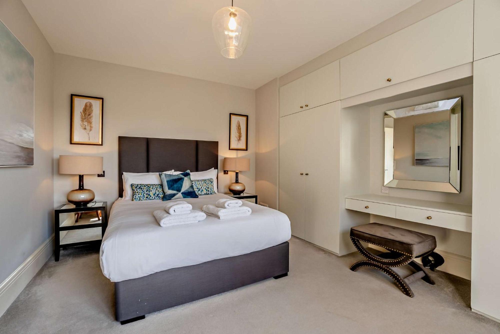 Strathmore Court London