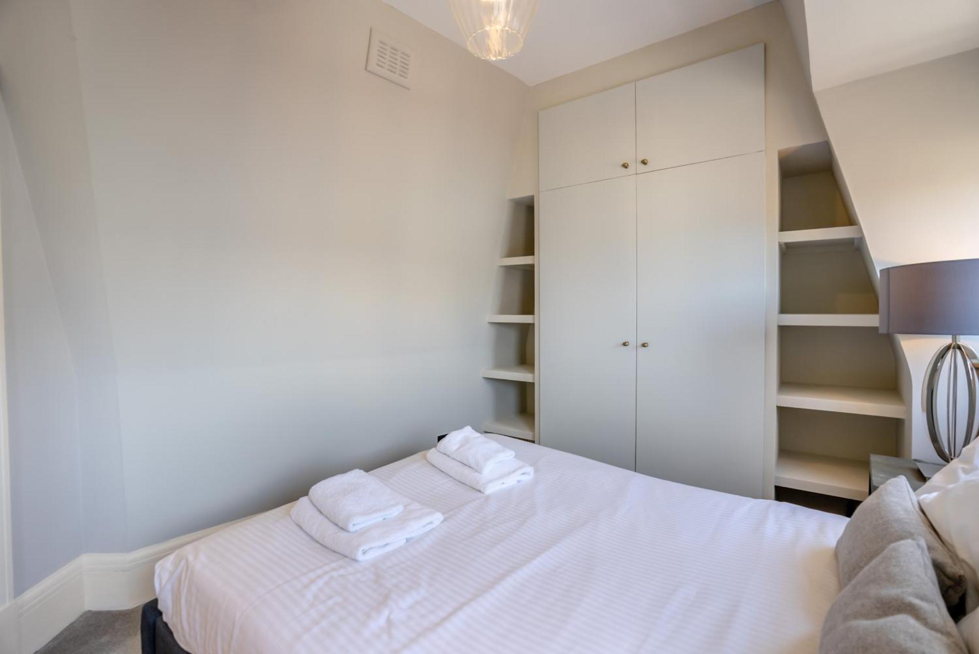Strathmore Court Apartment *