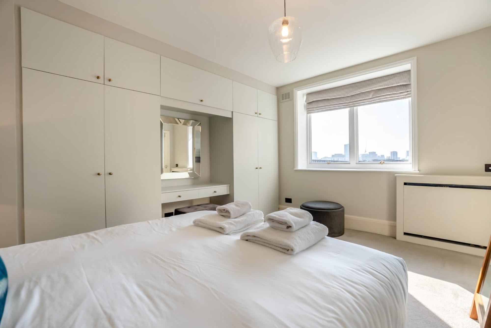 Apartment Strathmore Court London