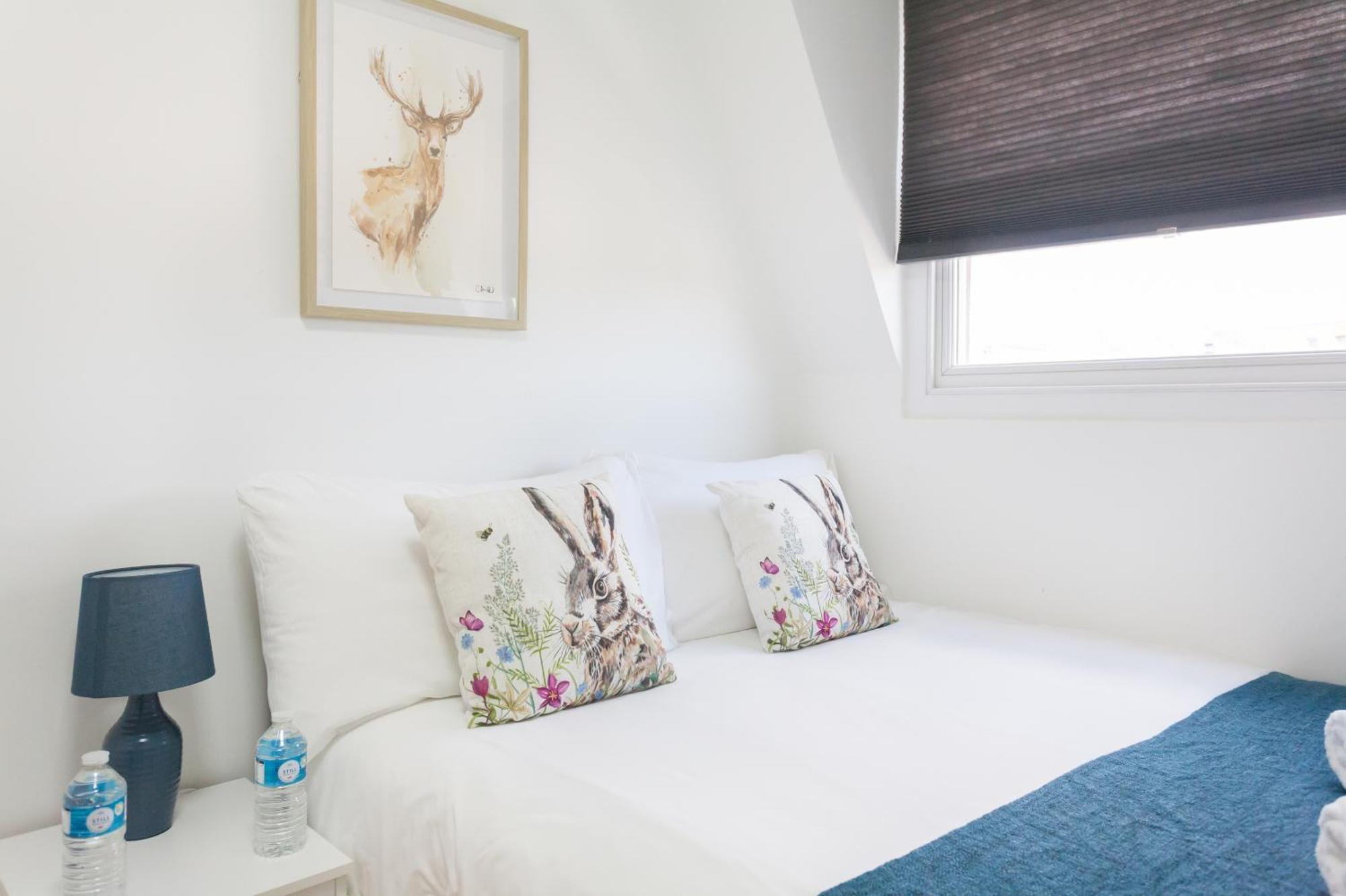Euston Modern Apartment *