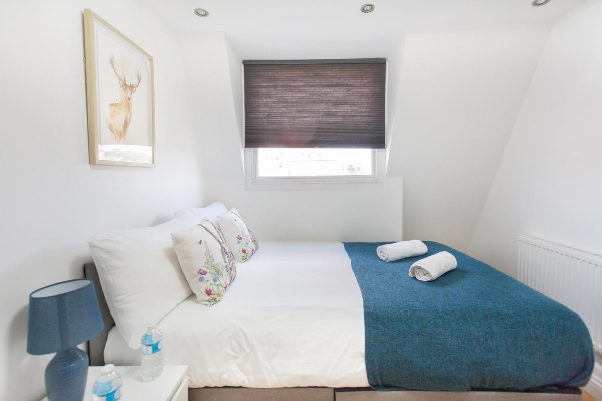 Euston Modern Apartment *