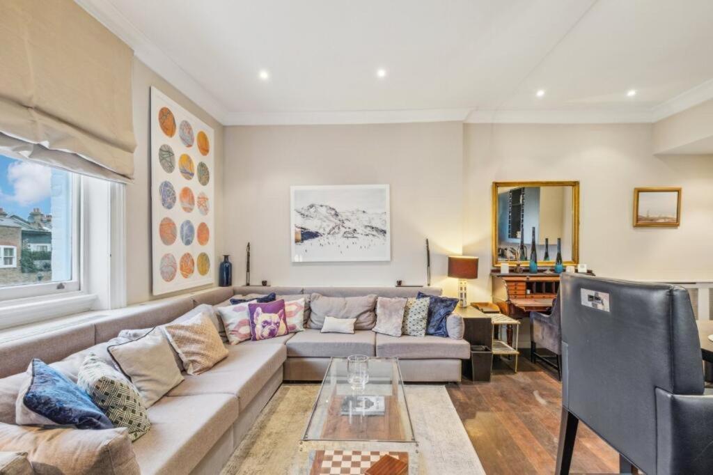Apartment Charming And Full Of Character London
