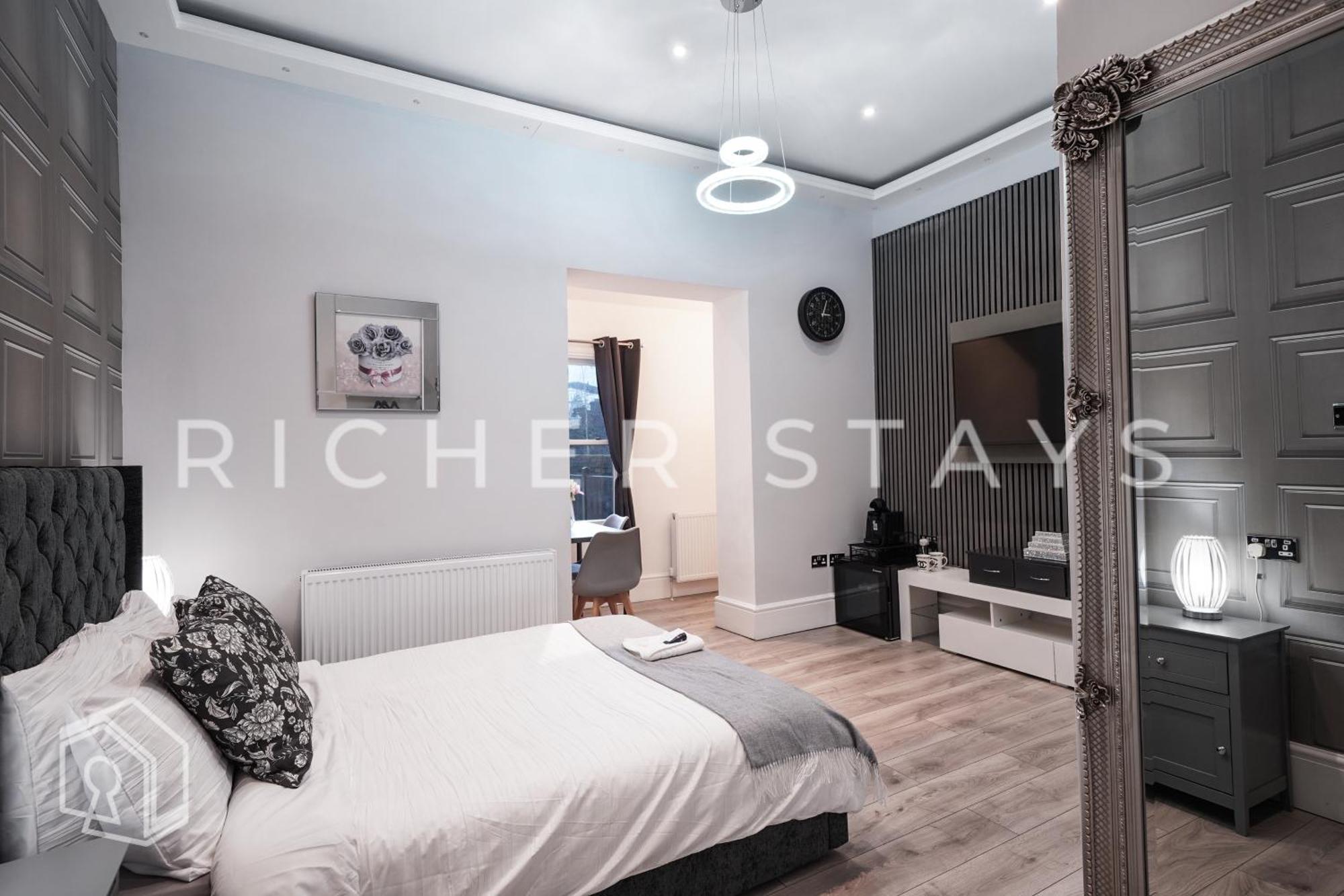 Hackney - En-suite & Amenities Hotel