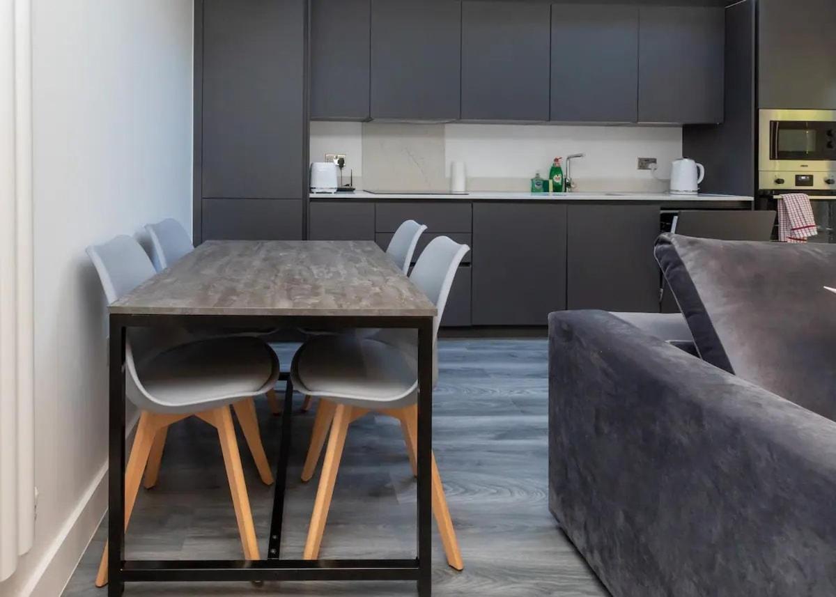 Stylish 2-bed Flat In The Heart Of West Hampstead Apartamento