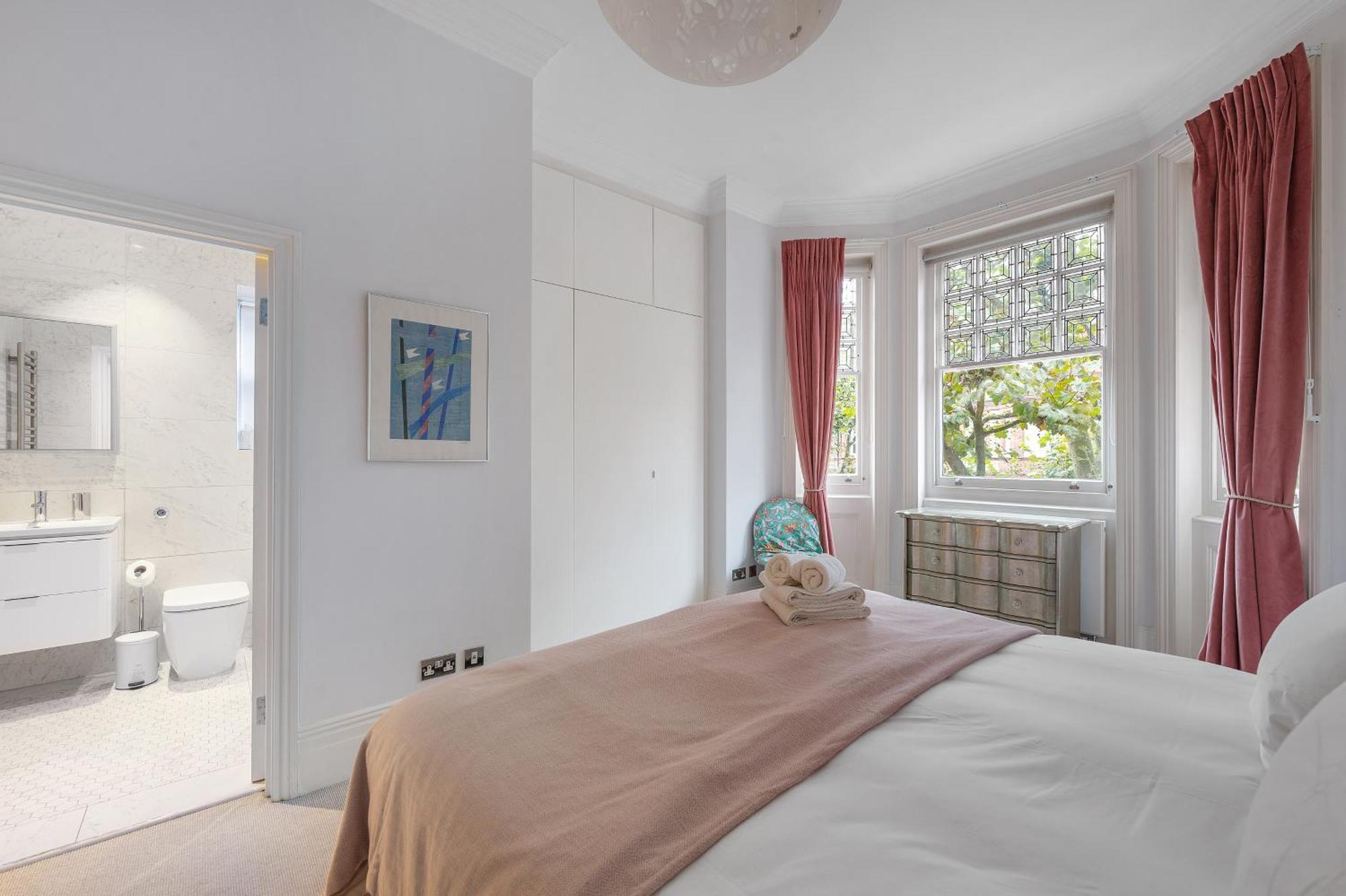 Casa Italia Near Sloane Square, Harrods And Kings Road - Washing Machine & Wifi Apartamento *