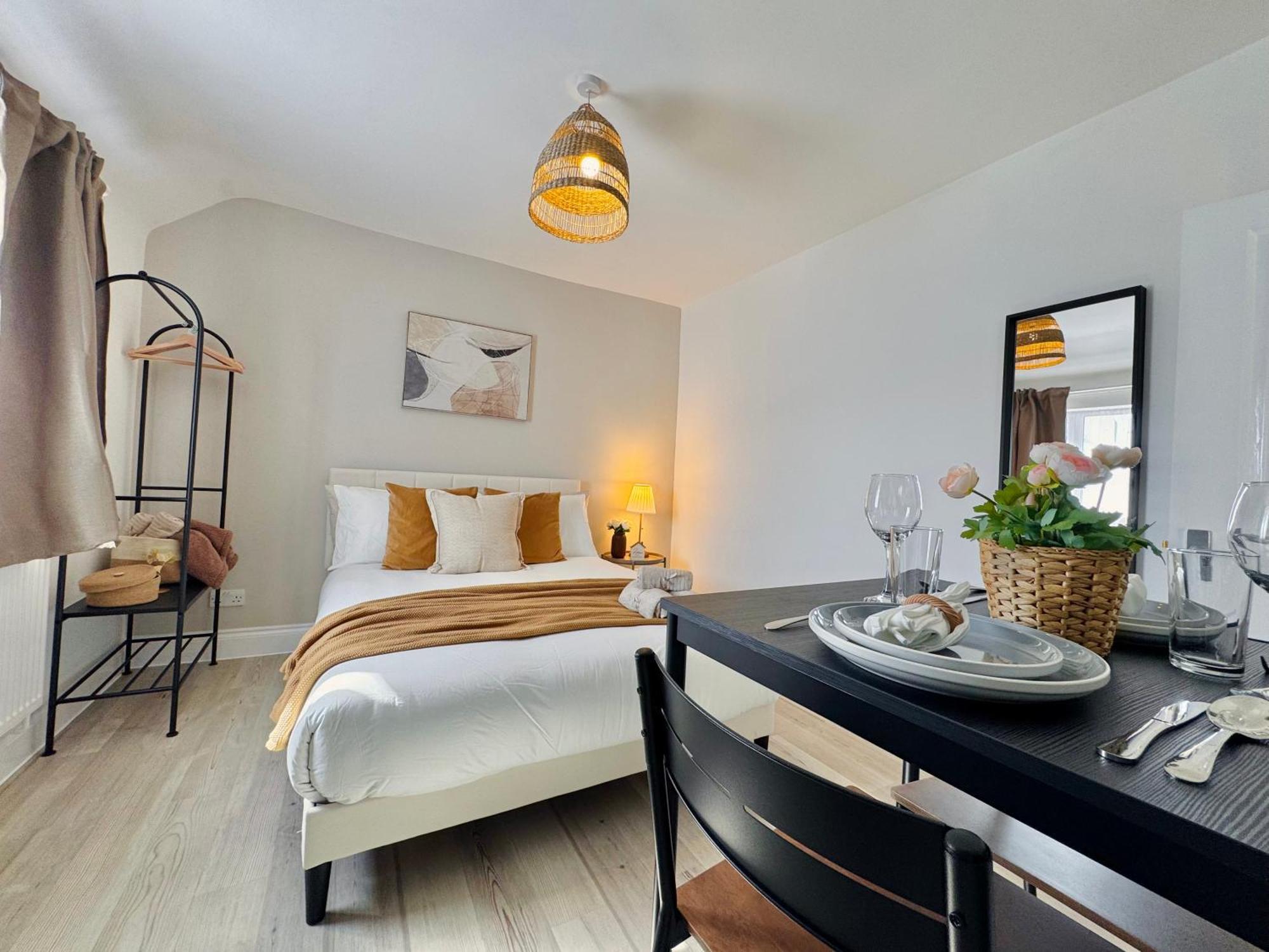 Apartment Homely 30min To