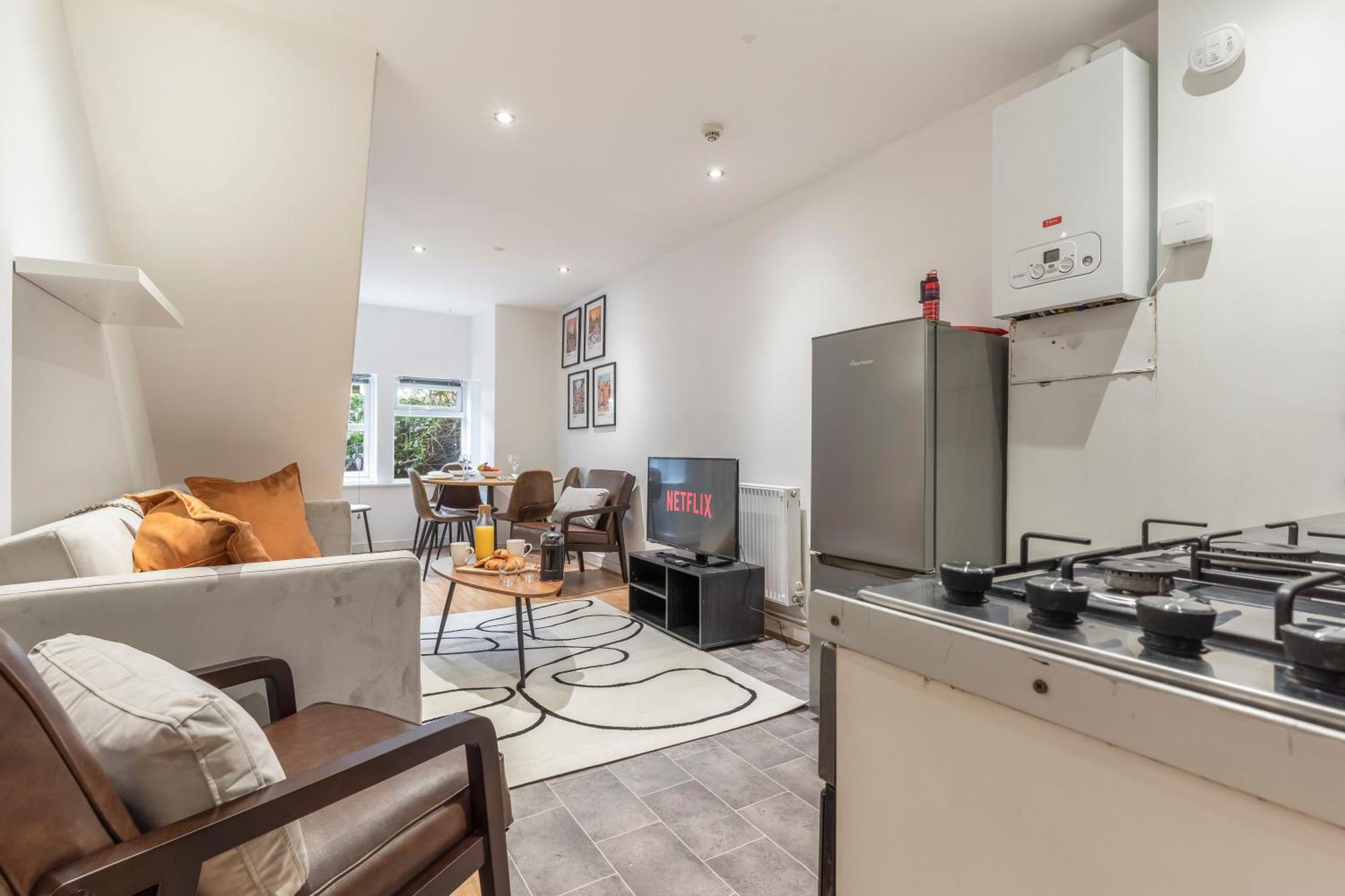 Stylish 2 Bed North Apartment London