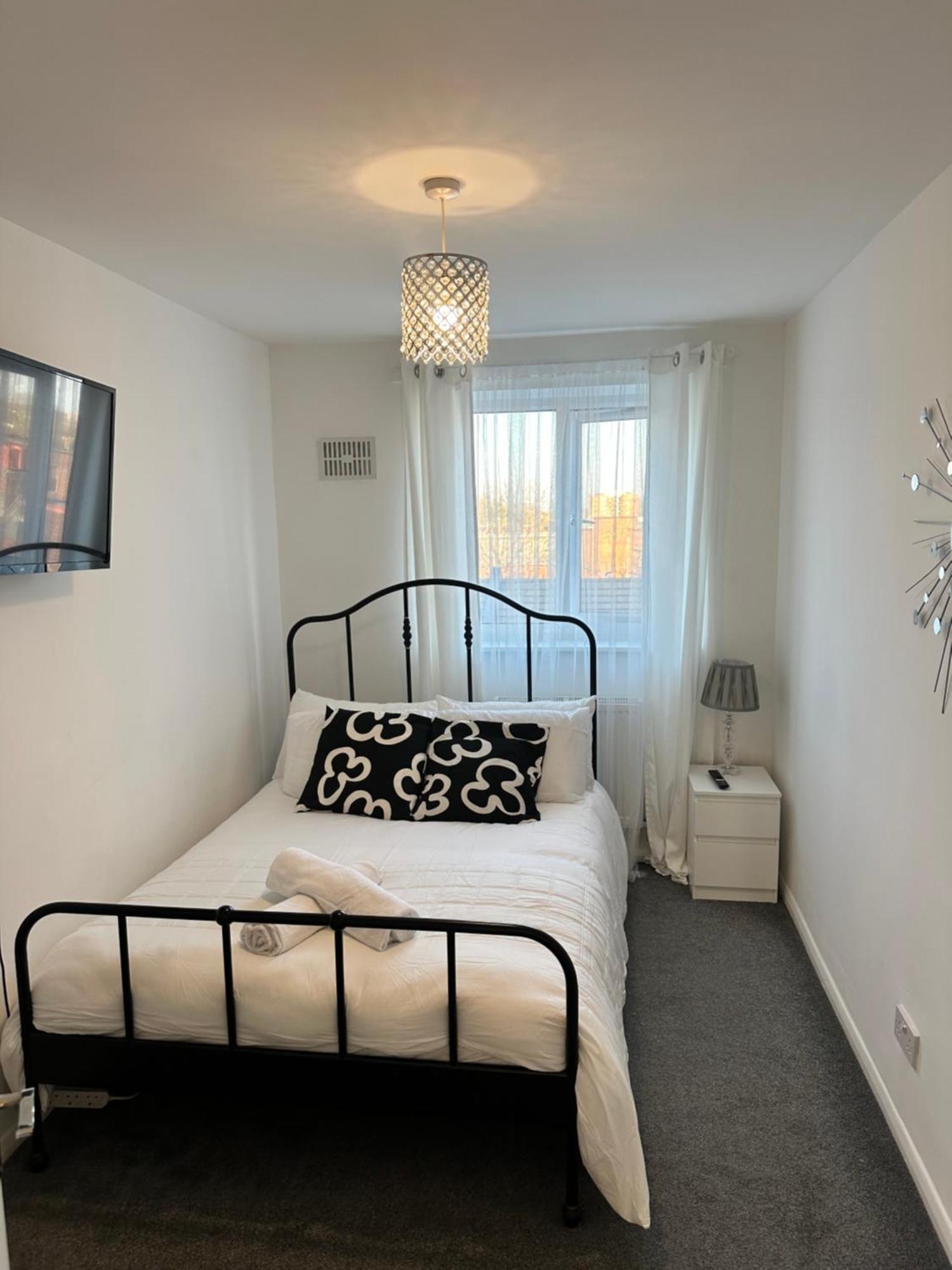 Cozy 2Br Flat , 5 Minutes From Sydenham Train Station Londres