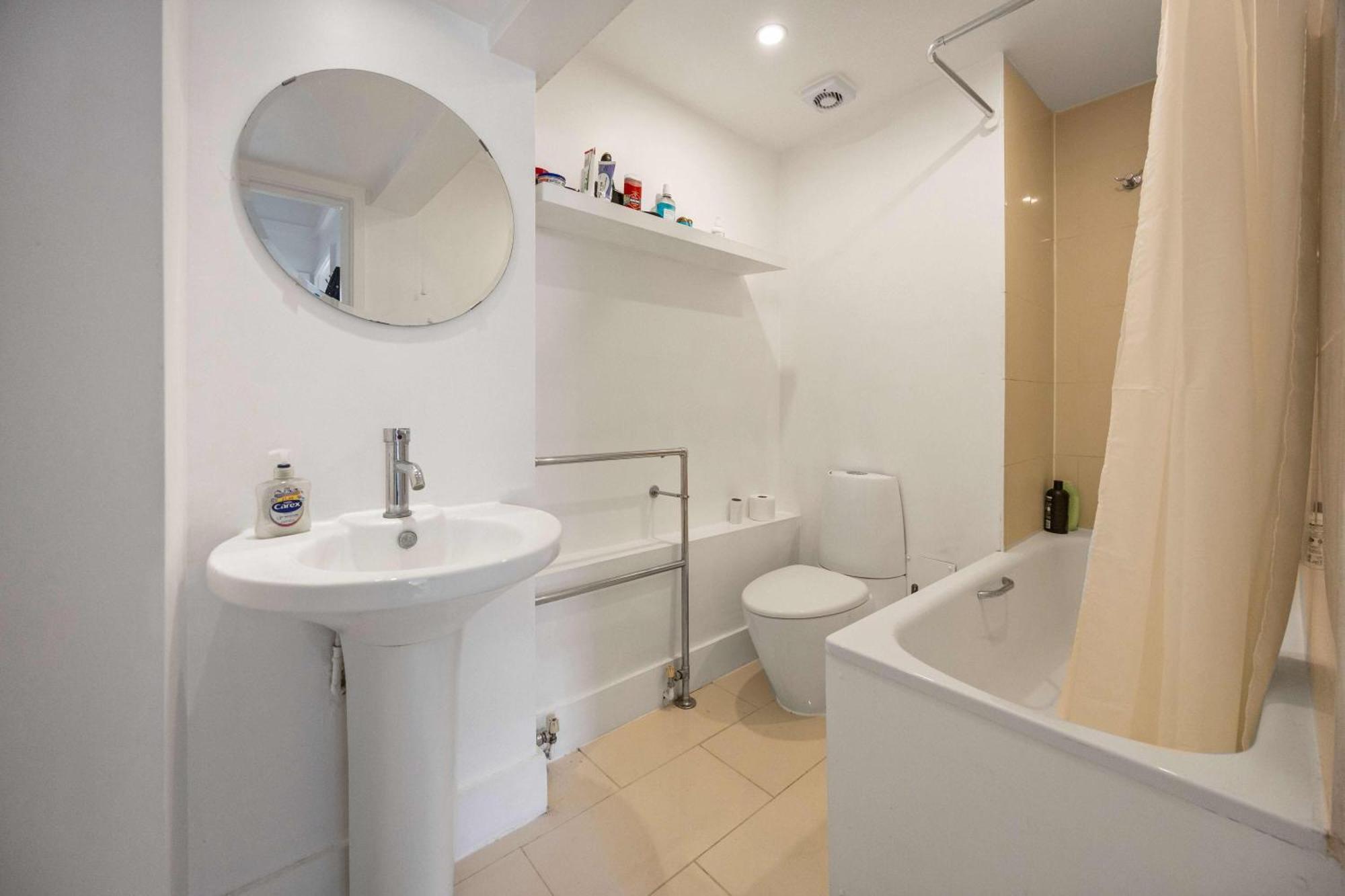 Hampstead Apartment